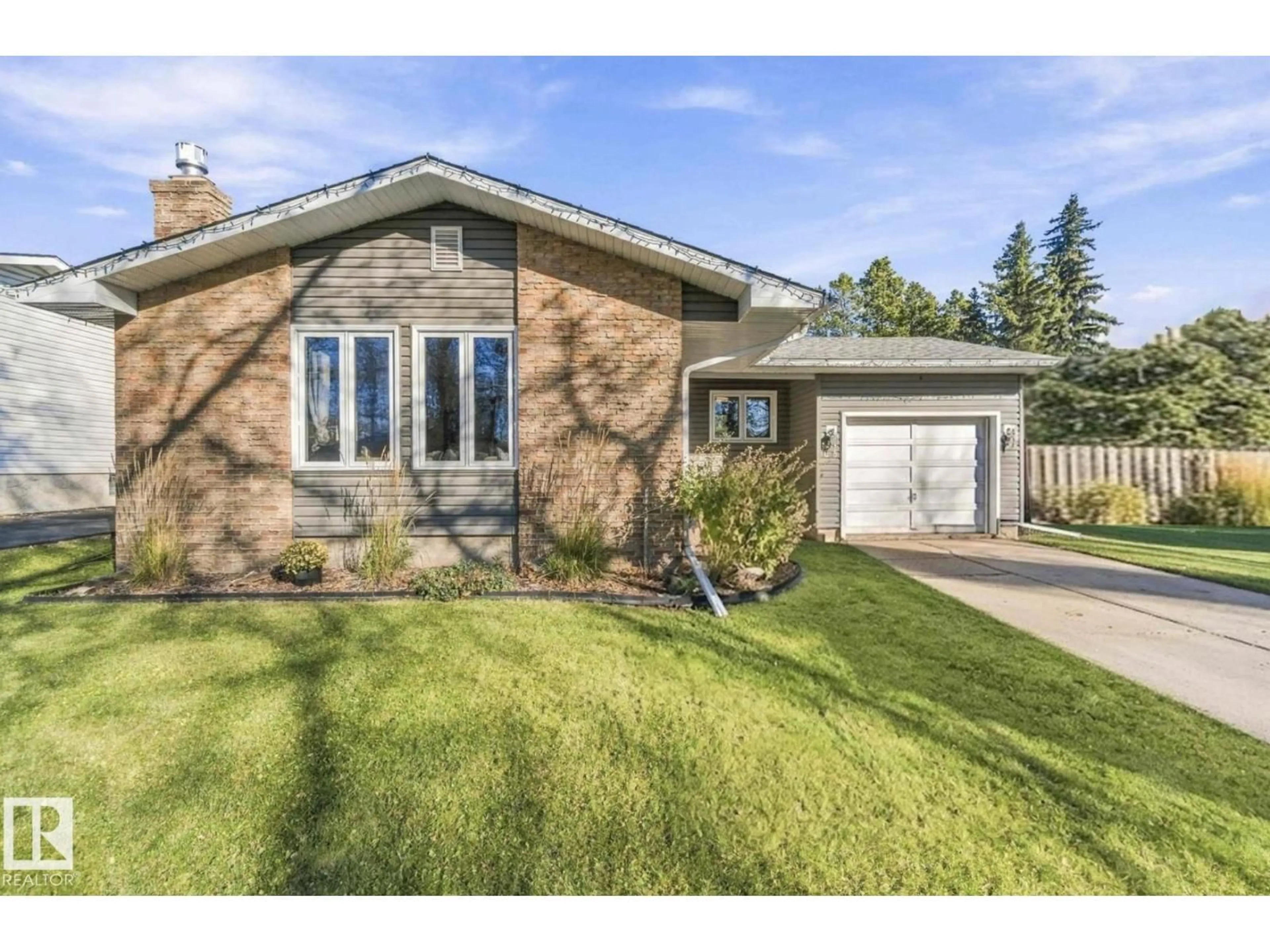 Unknown for 65 FAWCETT CR, St. Albert Alberta T8N1W3