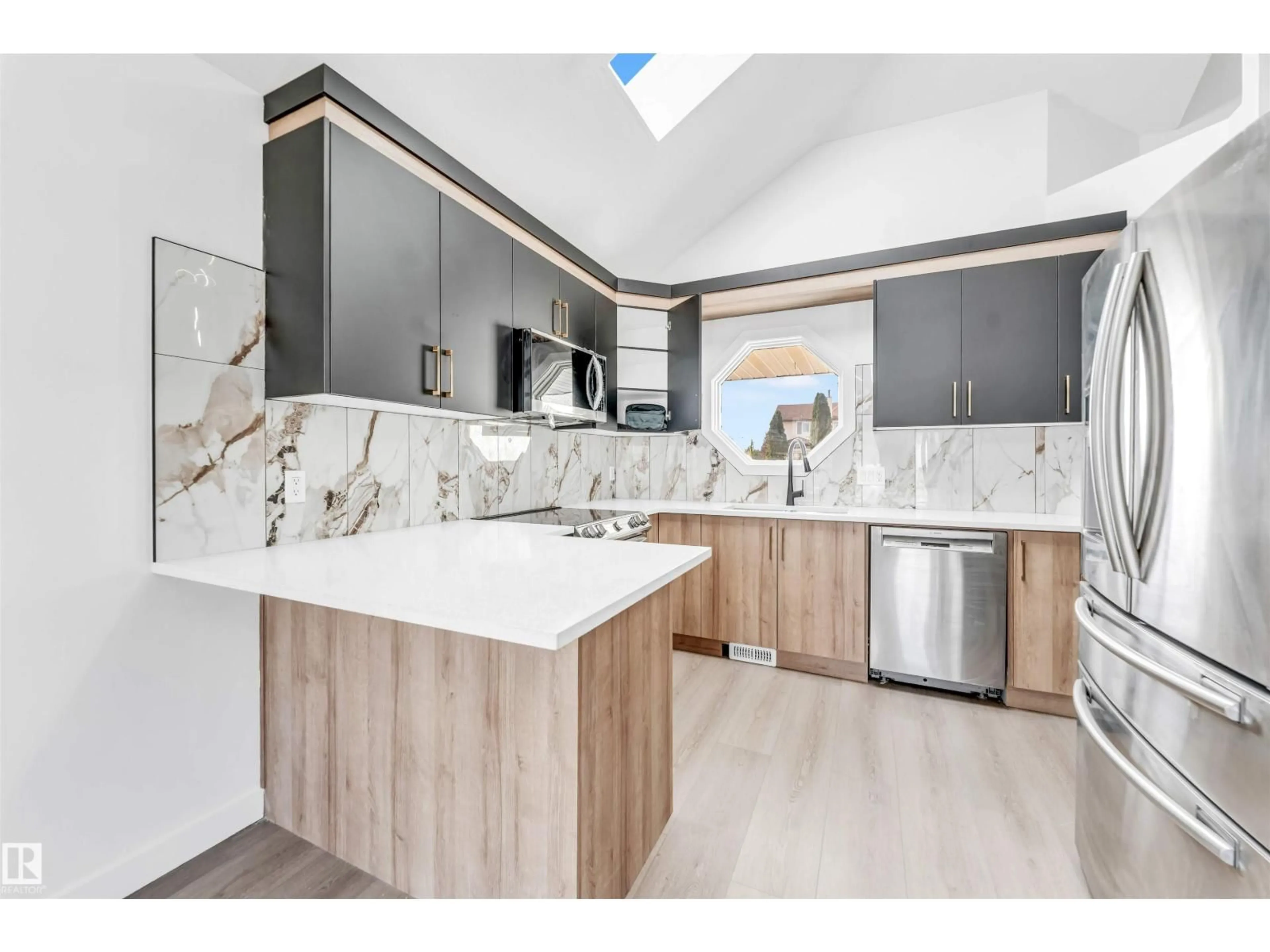 Contemporary kitchen, ceramic/tile floor for NW - 3003 36 ST, Edmonton Alberta T6L4N5