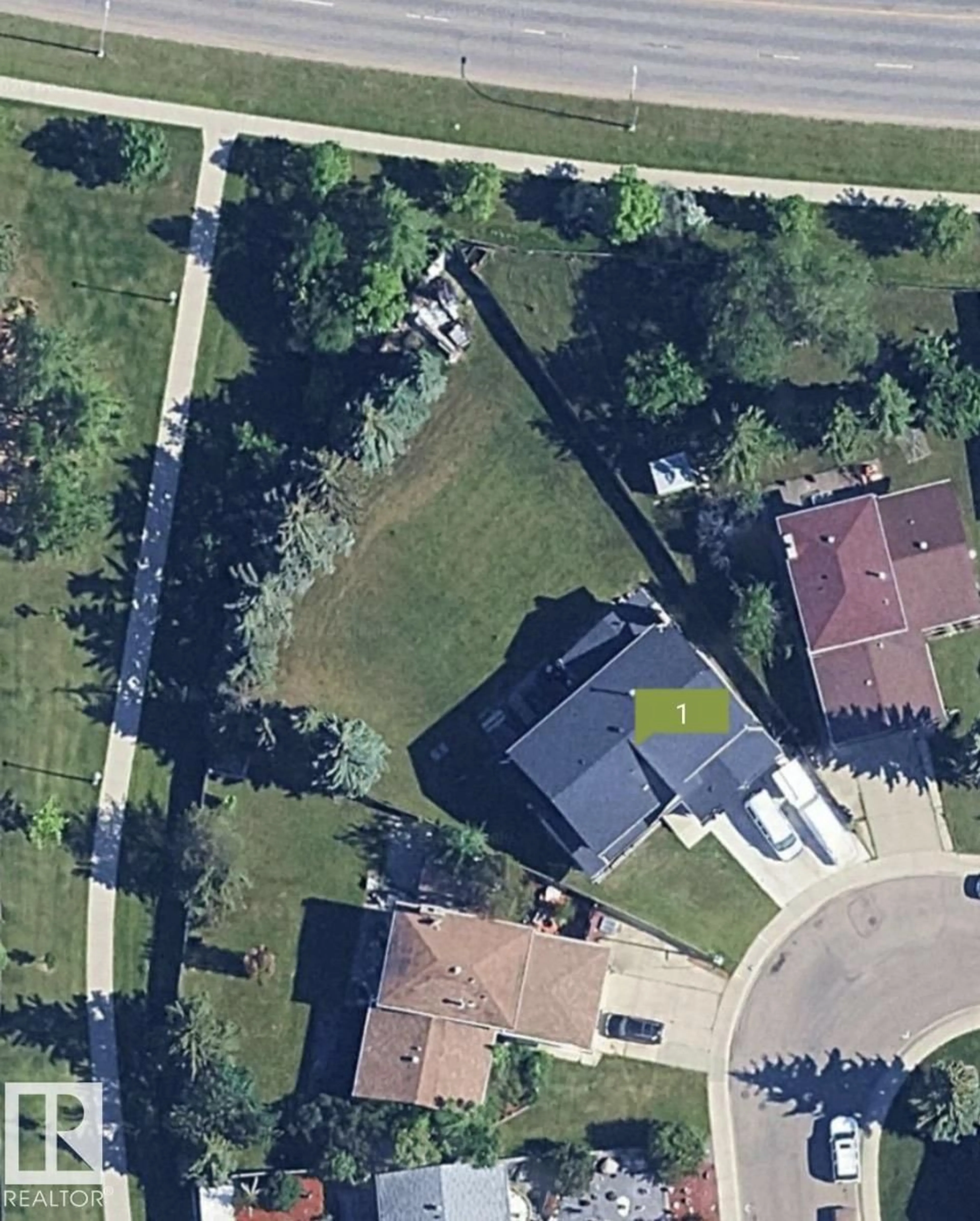 A pic from outside/outdoor area/front of a property/back of a property/a pic from drone, street for 17948 94 AV, Edmonton Alberta T5T1Y2