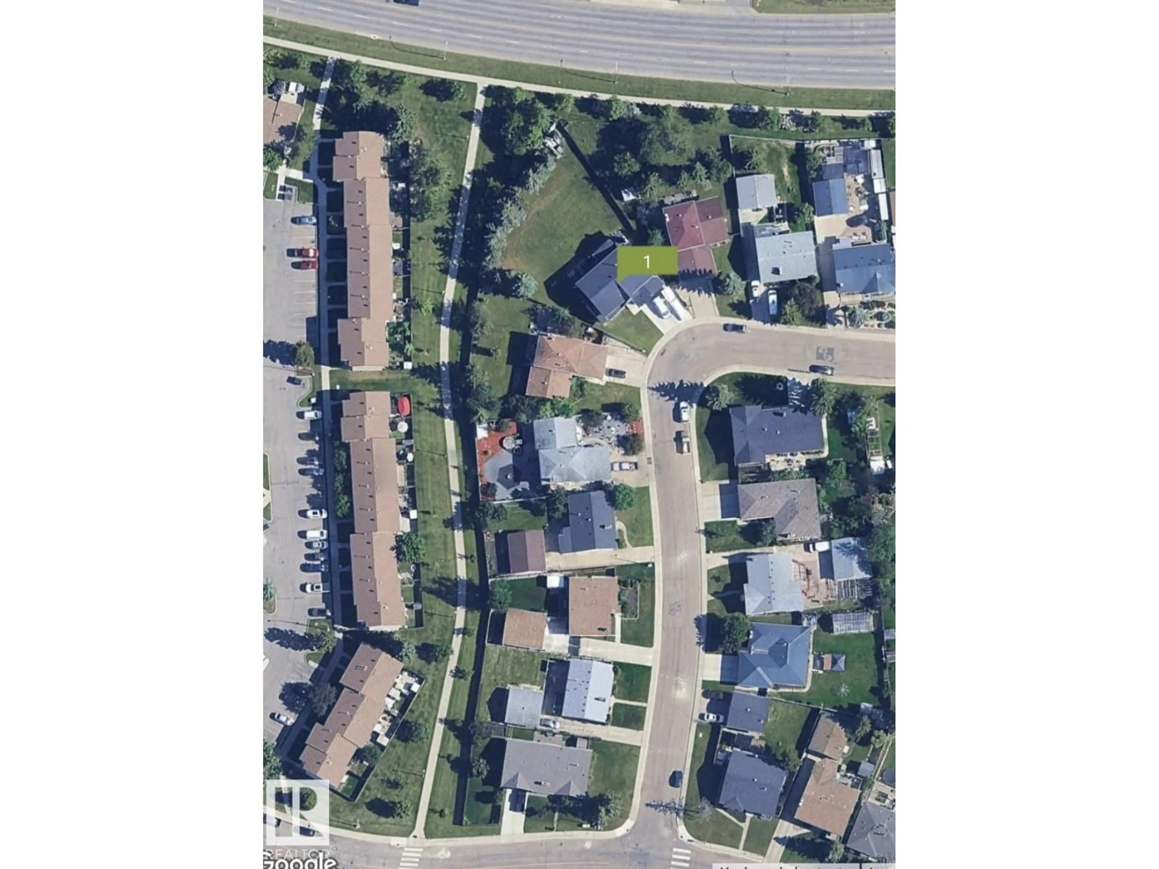 A pic from outside/outdoor area/front of a property/back of a property/a pic from drone, street for 17948 94 AV, Edmonton Alberta T5T1Y2