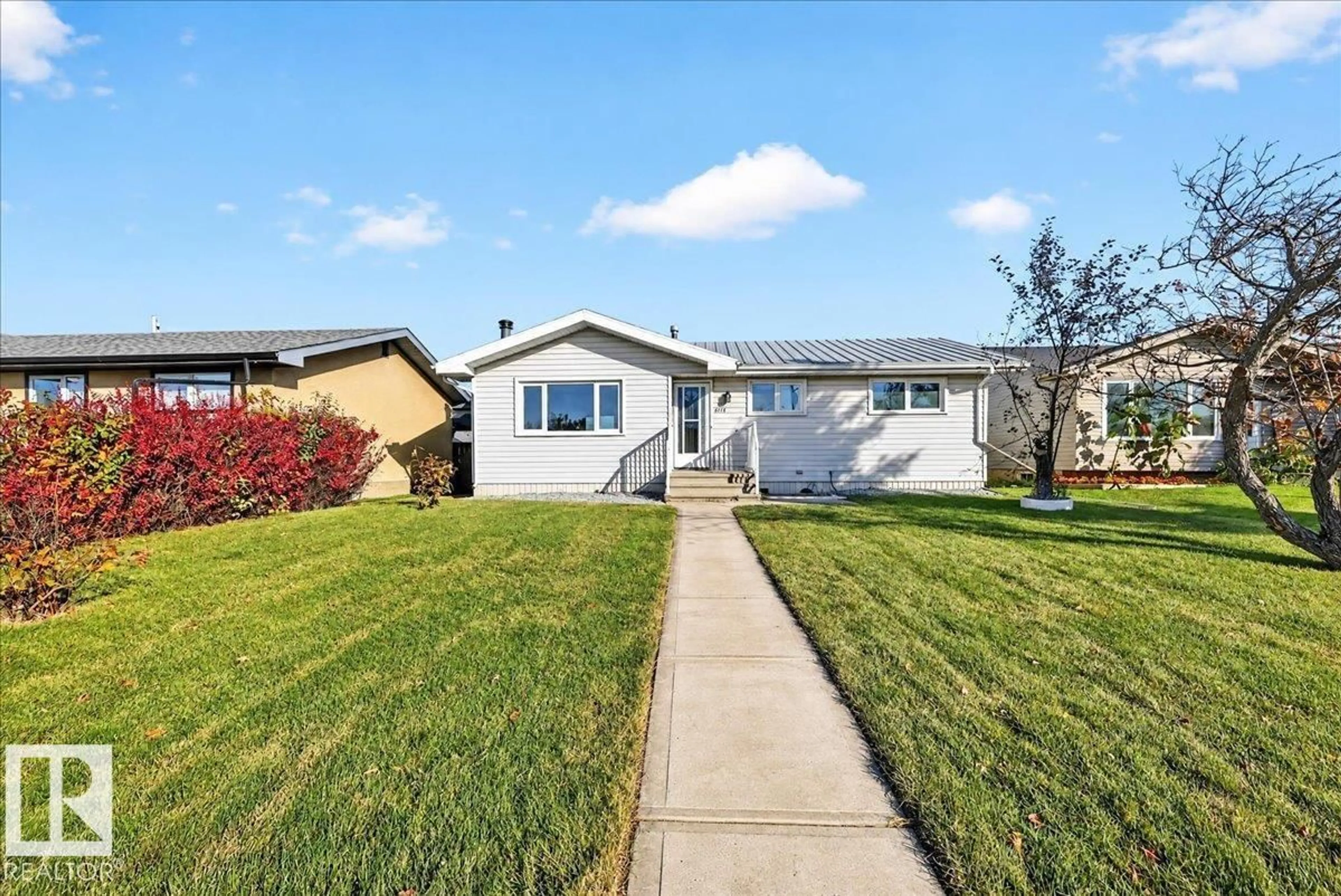 Home with vinyl exterior material, street for 4716 51 AV, Gibbons Alberta T0A1N0