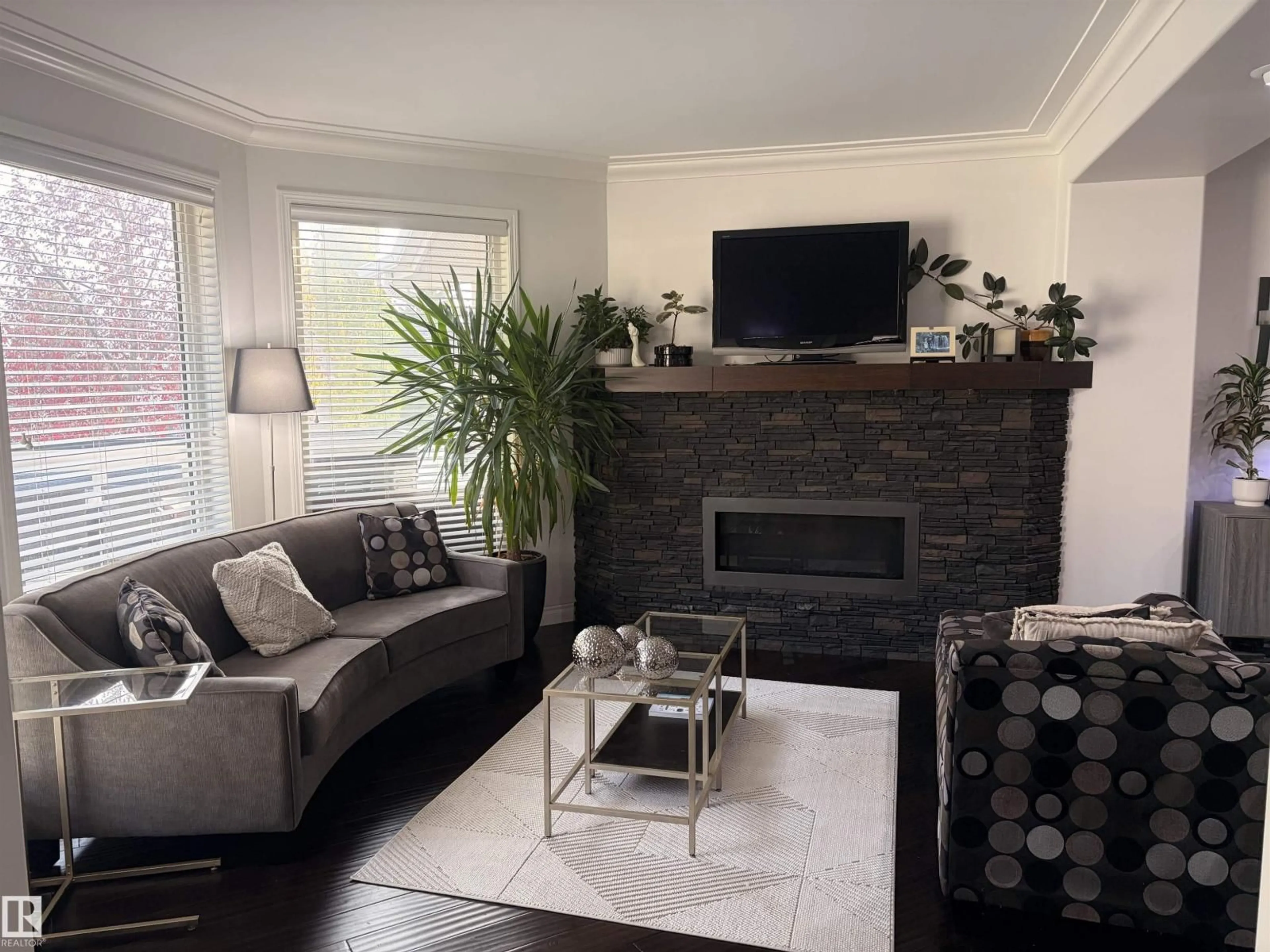 Living room with furniture, unknown for 37 EVEREST CR, St. Albert Alberta T8N6L1