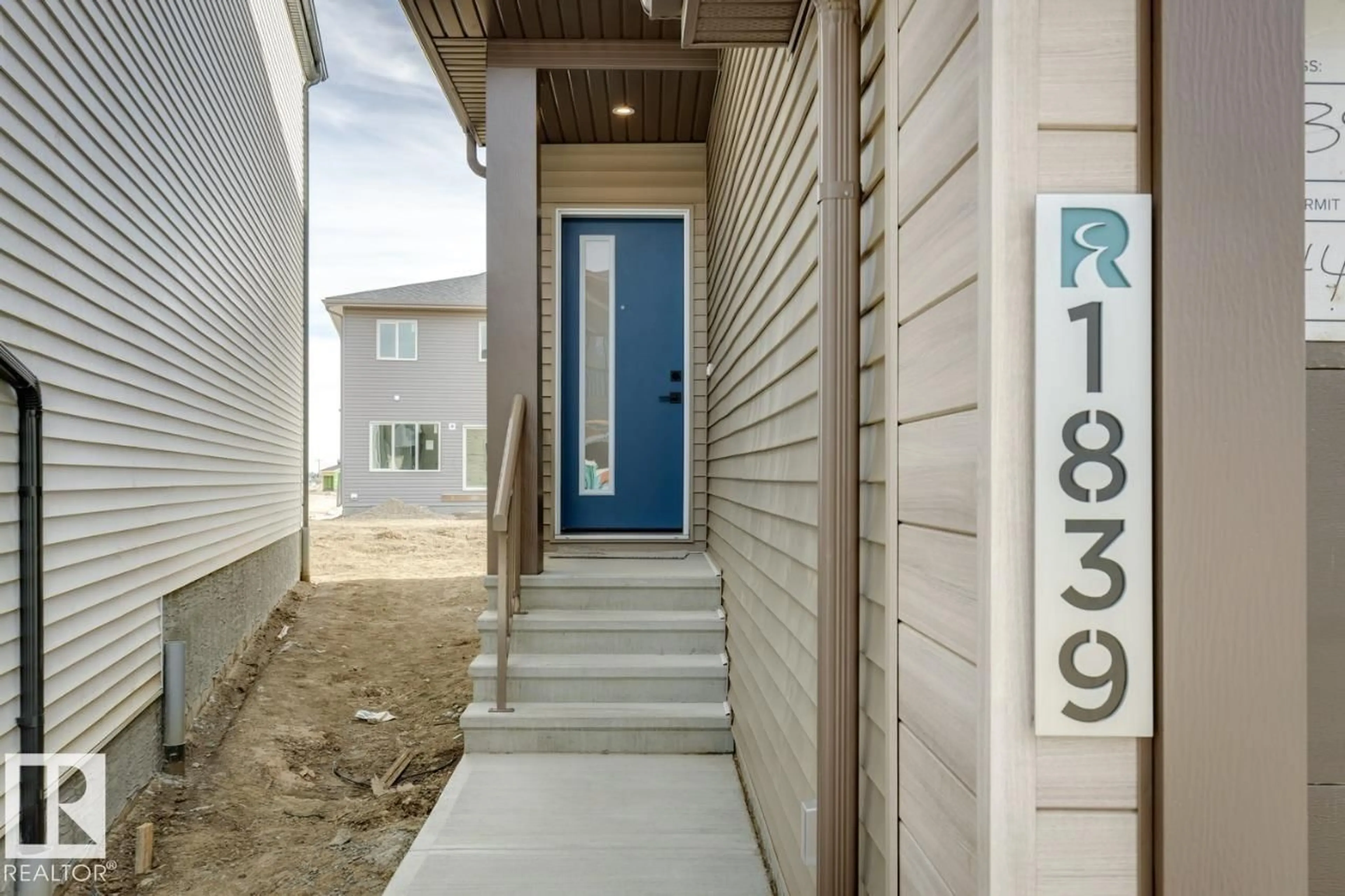 Indoor entryway for NW - 1839 188 ST, Edmonton Alberta T6T2M9