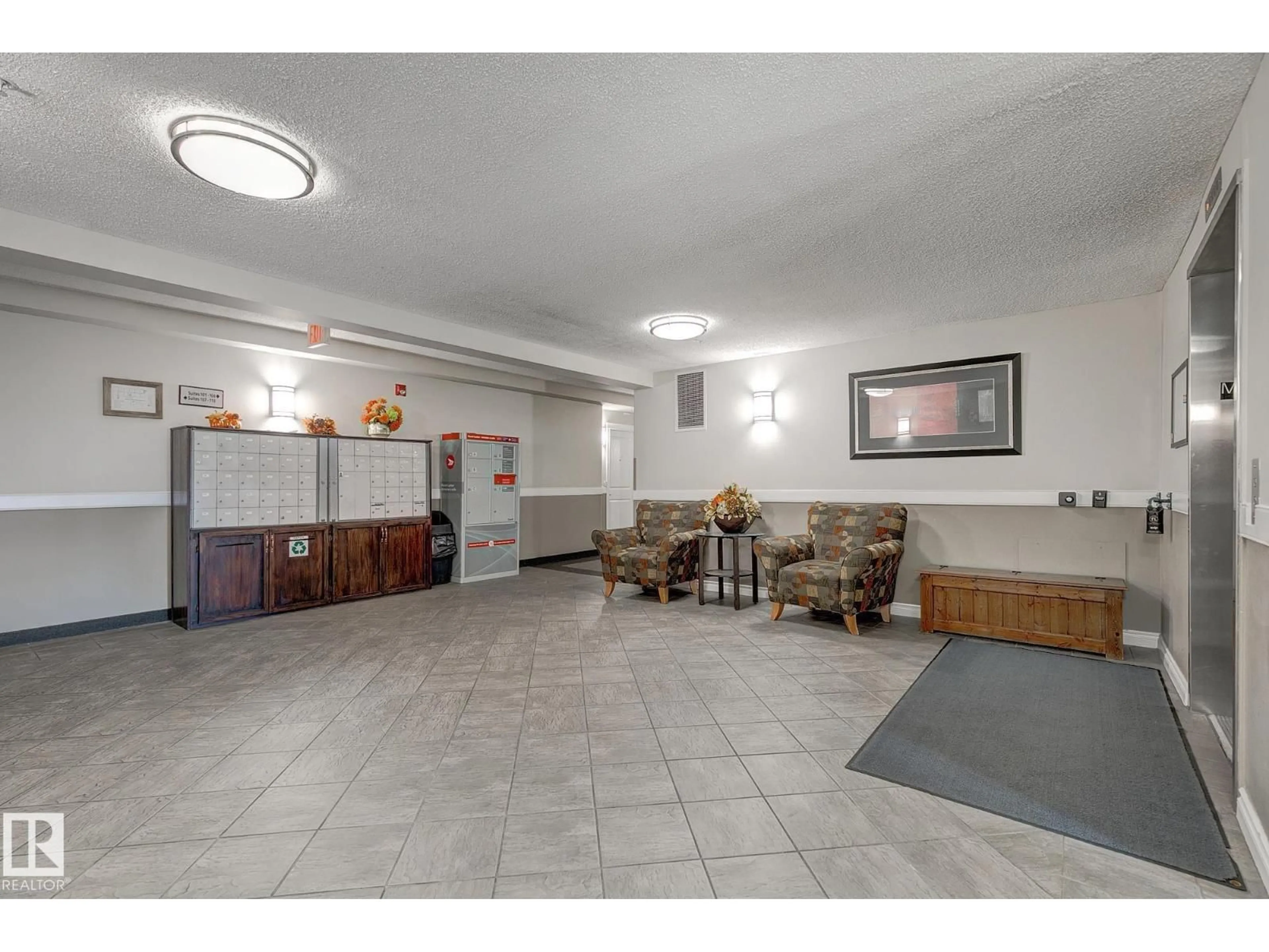 Lobby for #208A - 6 SPRUCE RIDGE DR, Spruce Grove Alberta T7X4M5
