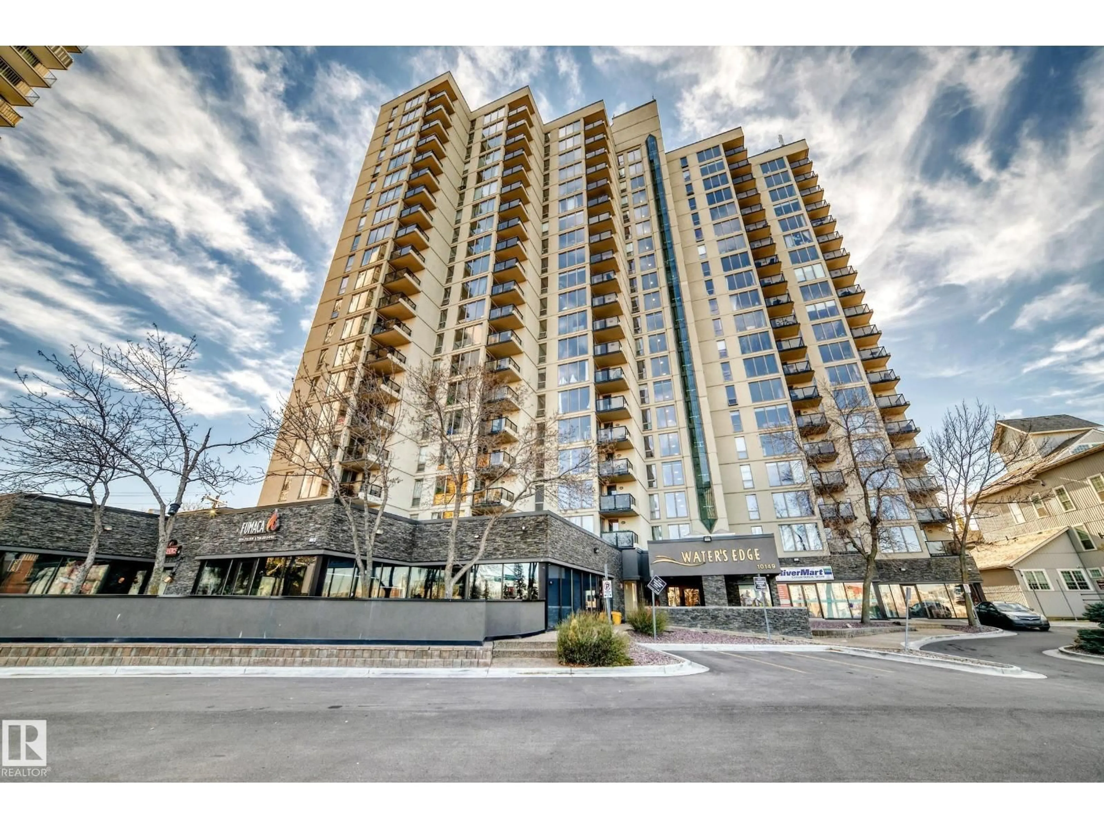 Indoor foyer for #200 - 10149 SASKATCHEWAN DR NW, Edmonton Alberta T6E6B6