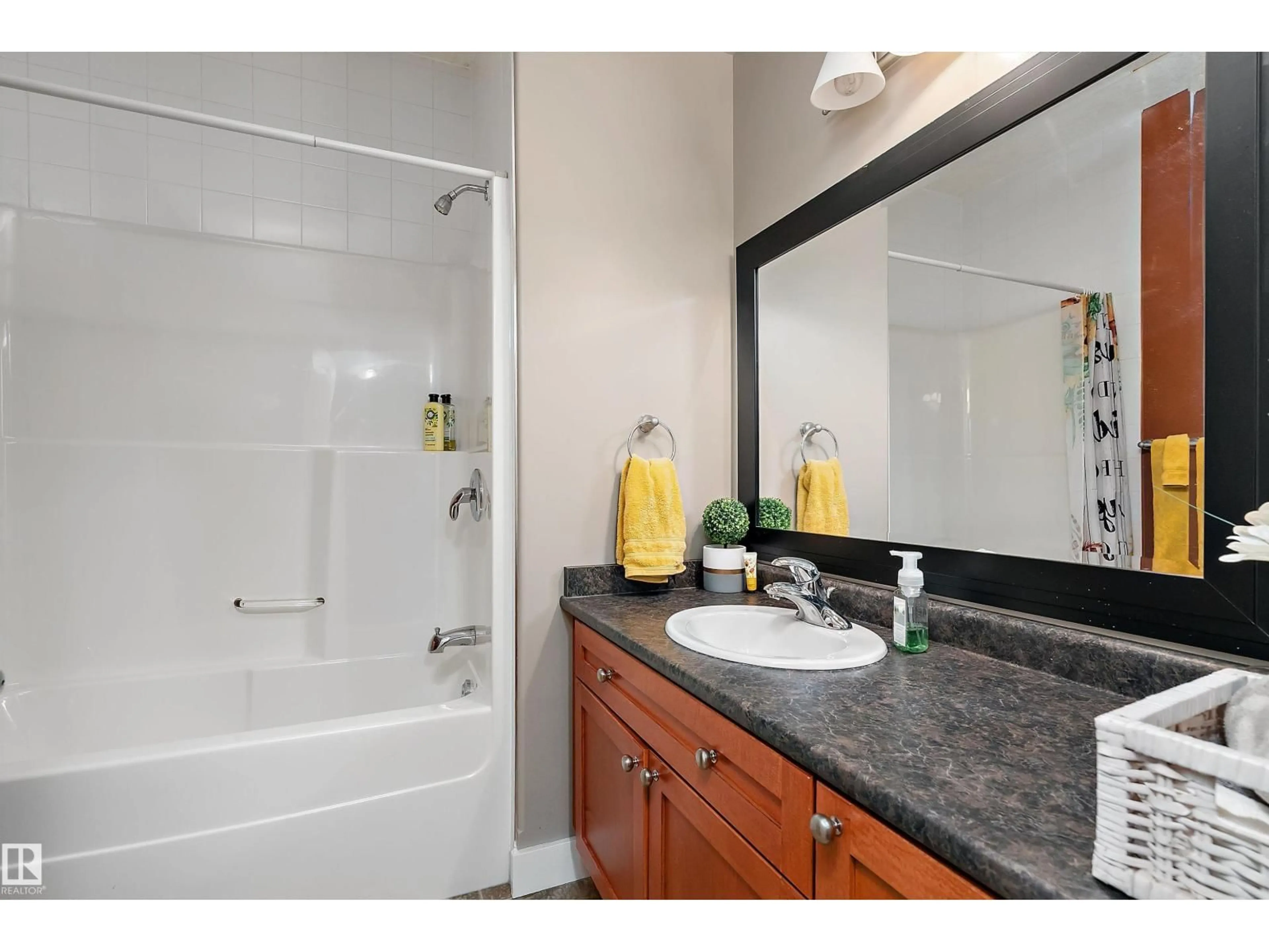 Standard bathroom, ceramic/tile floor for #303 - 5401 37A AV, Wetaskiwin Alberta T9A1H9