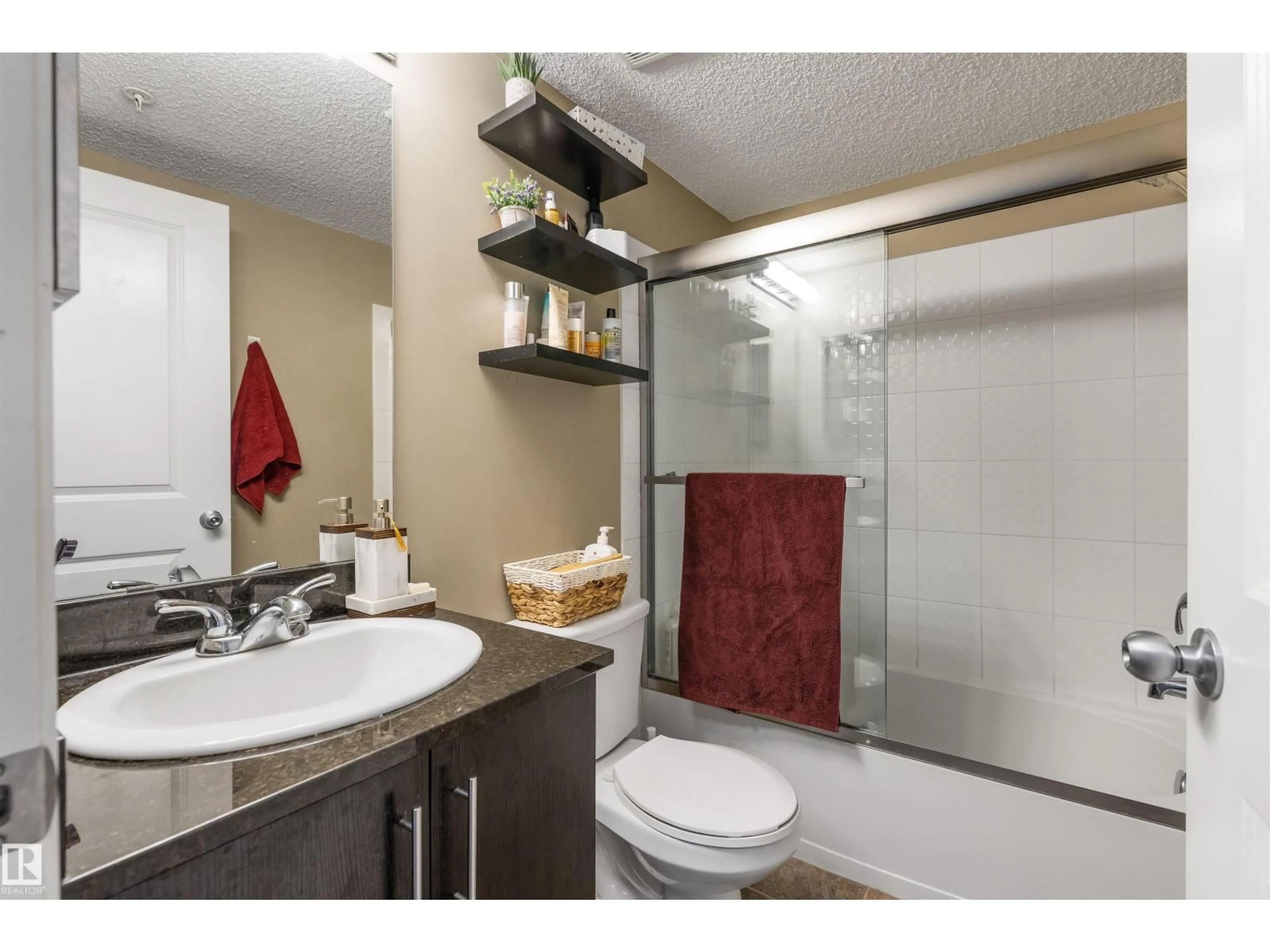 Standard bathroom, ceramic/tile floor for 308 25 ELEMENT DR, St. Albert Alberta T8N7S1