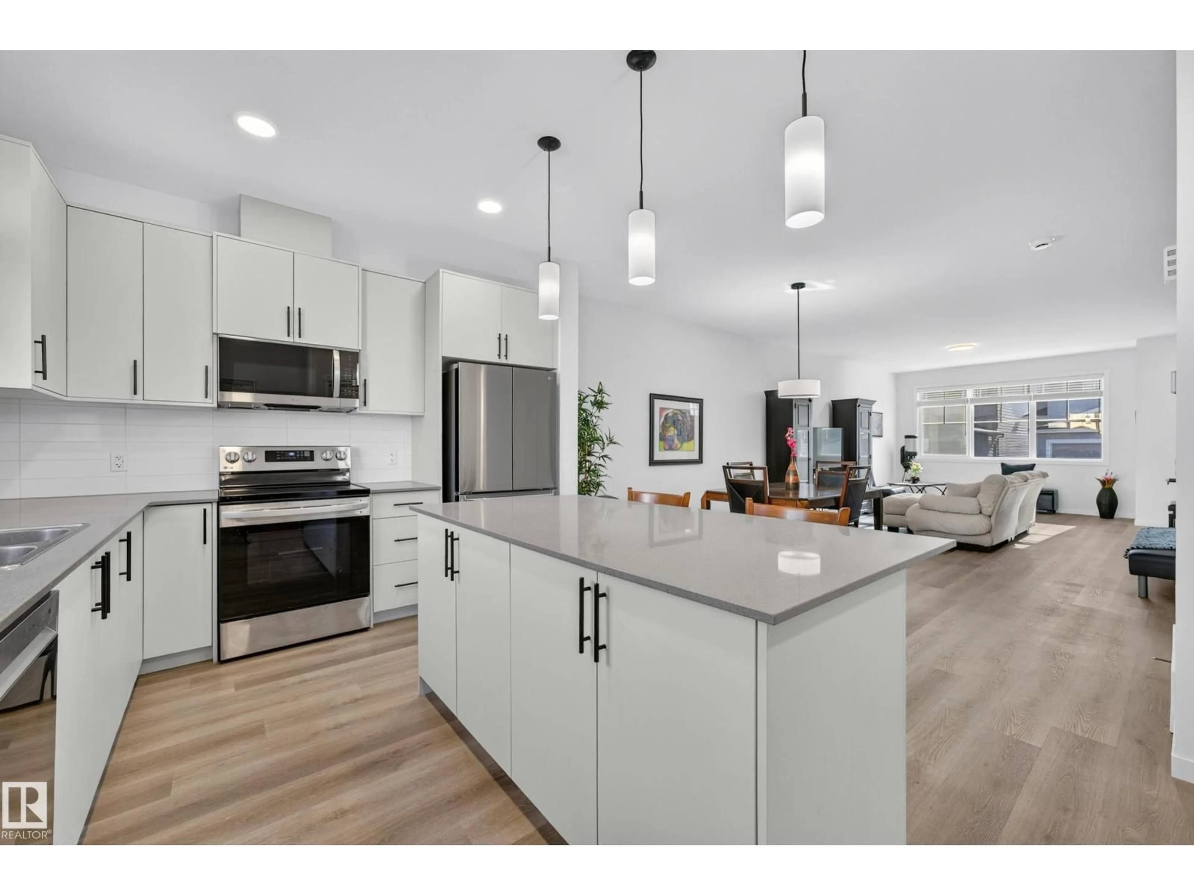 Open concept kitchen, unknown for 3983 WREN LOOP, Edmonton Alberta T5S0S9