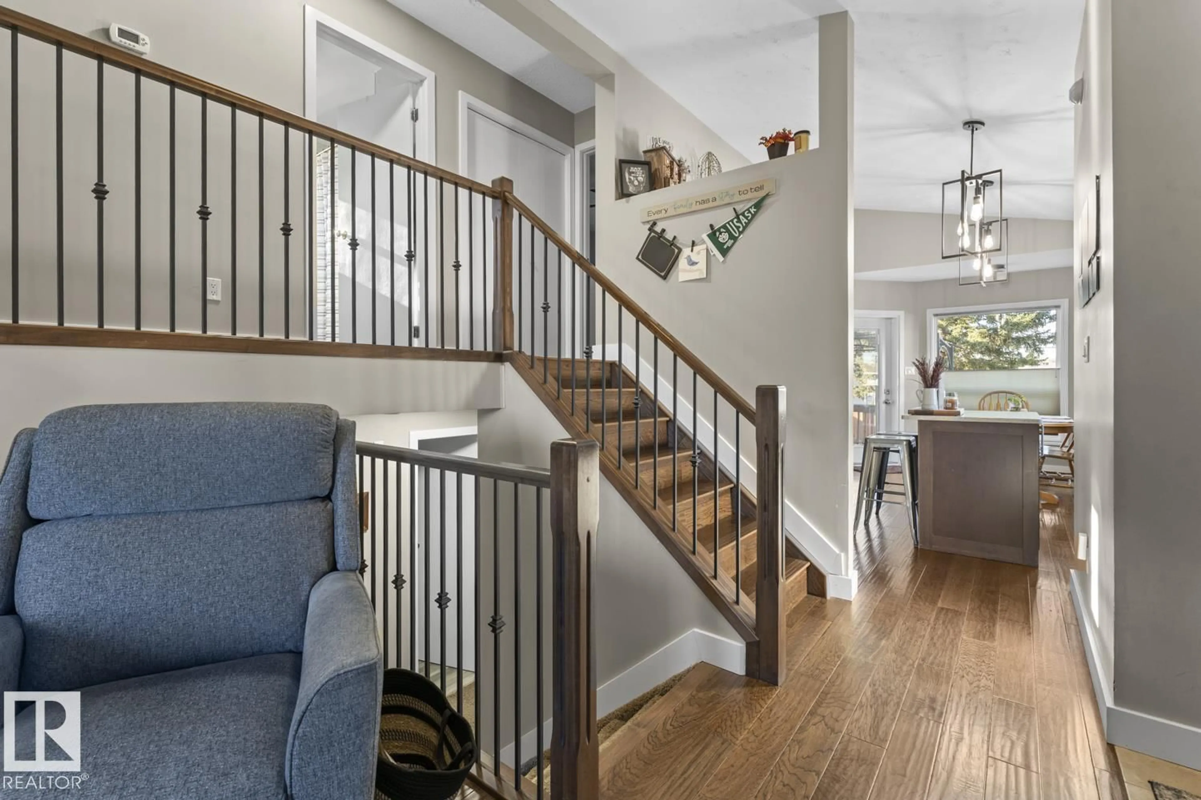 Stairs for 1211 10 ST, Cold Lake Alberta T9M1J6