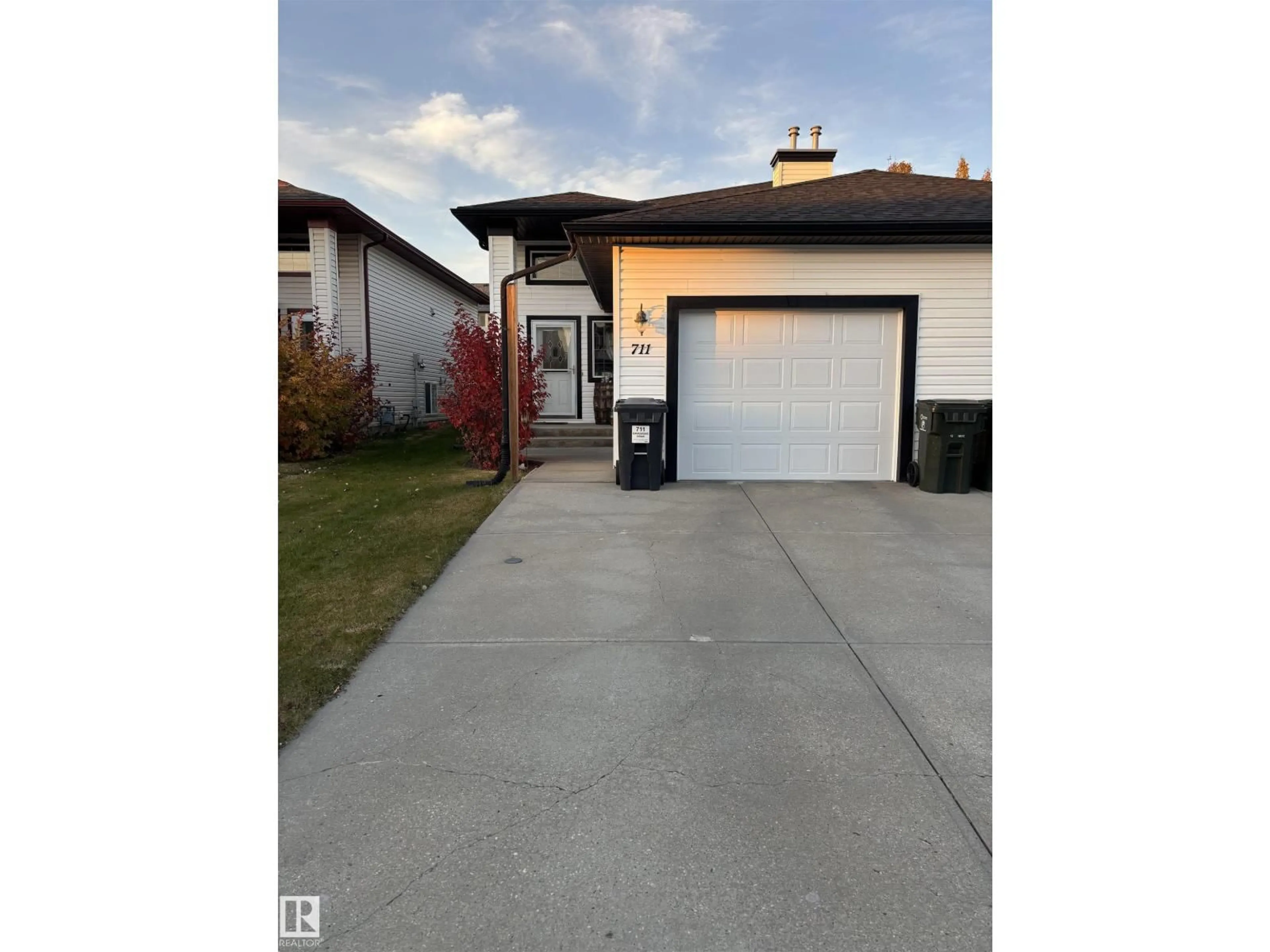 Unknown for 711 KANANASKIS DR, Devon Alberta T9G2G7