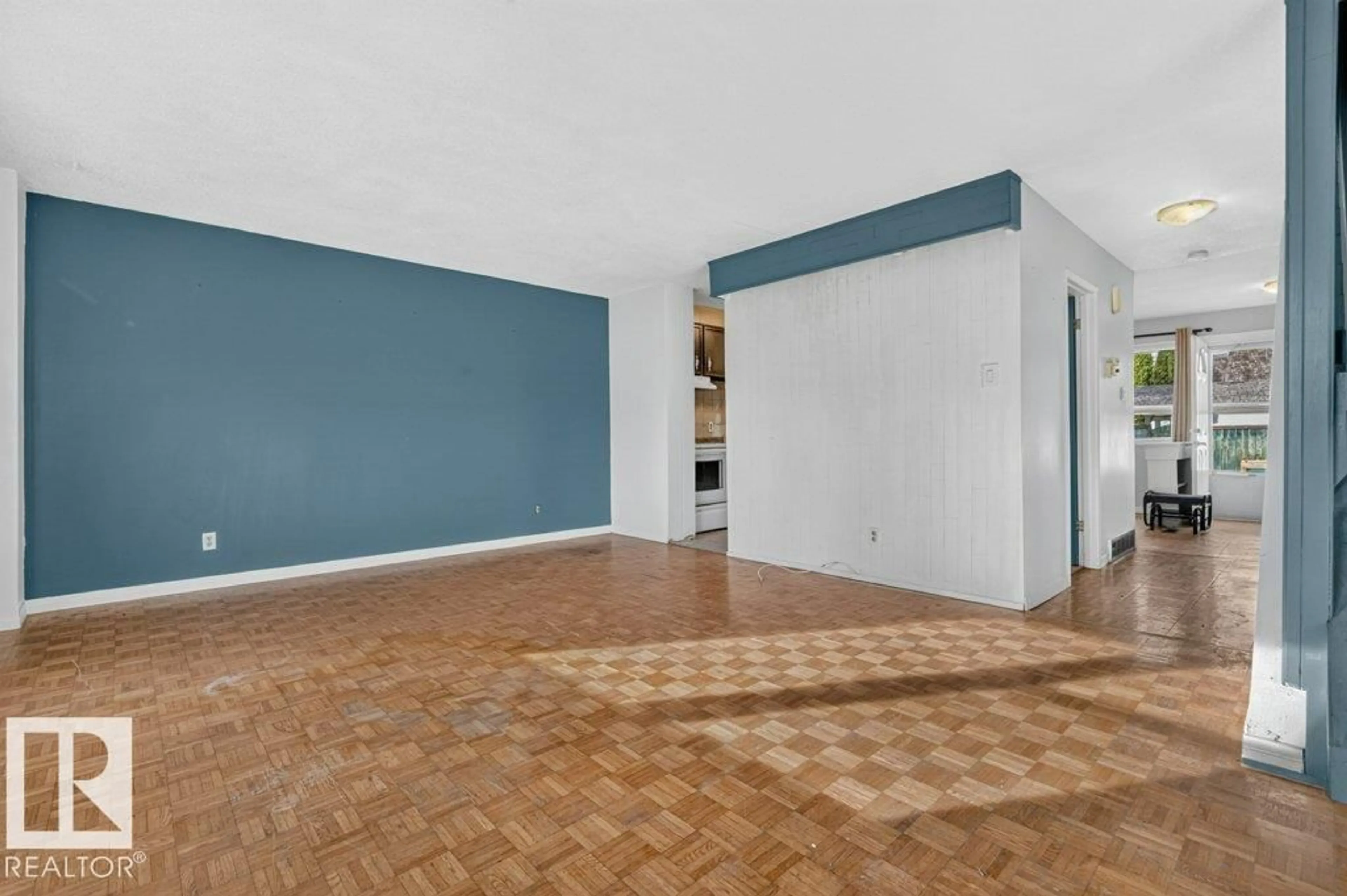 A pic of a room for 123 VILLAGE ON THE GR NW, Edmonton Alberta T5A1H2