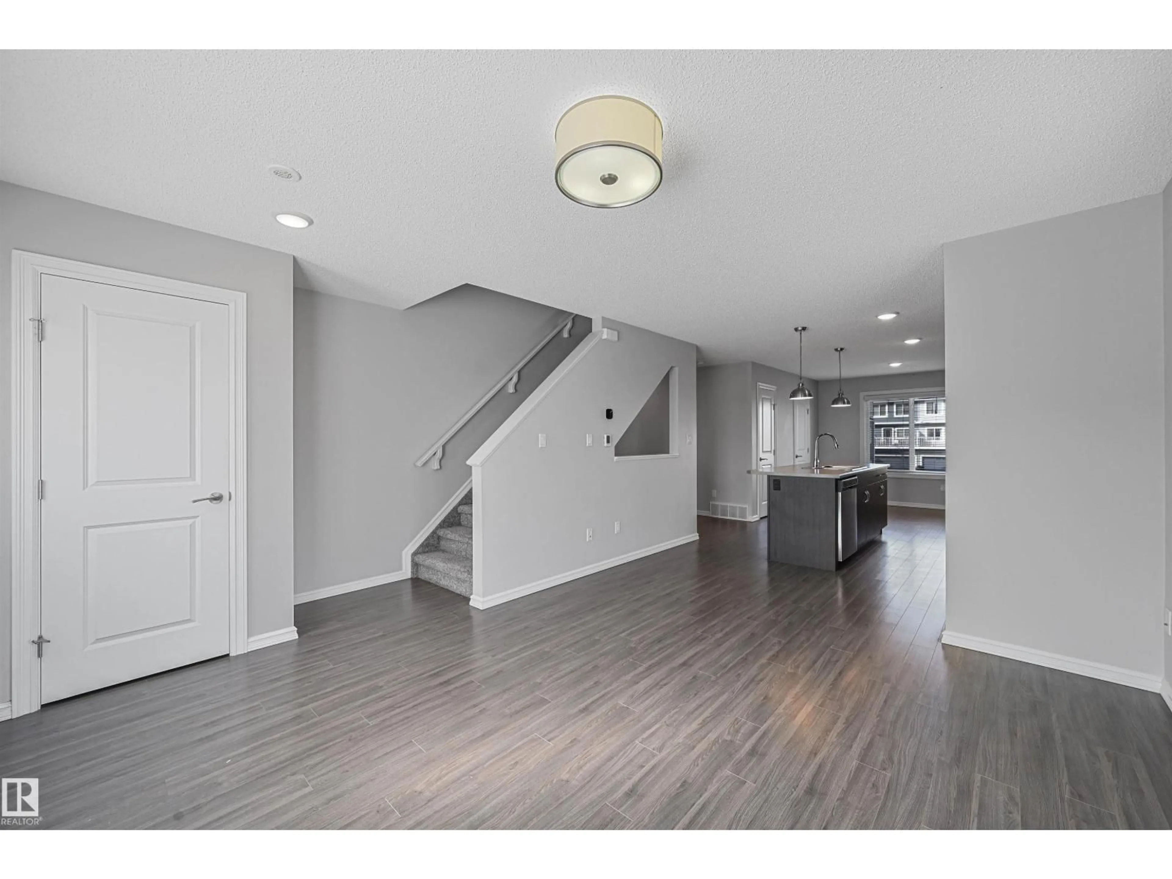 Unknown for #34 - 2215 24 ST, Edmonton Alberta T6T1A6