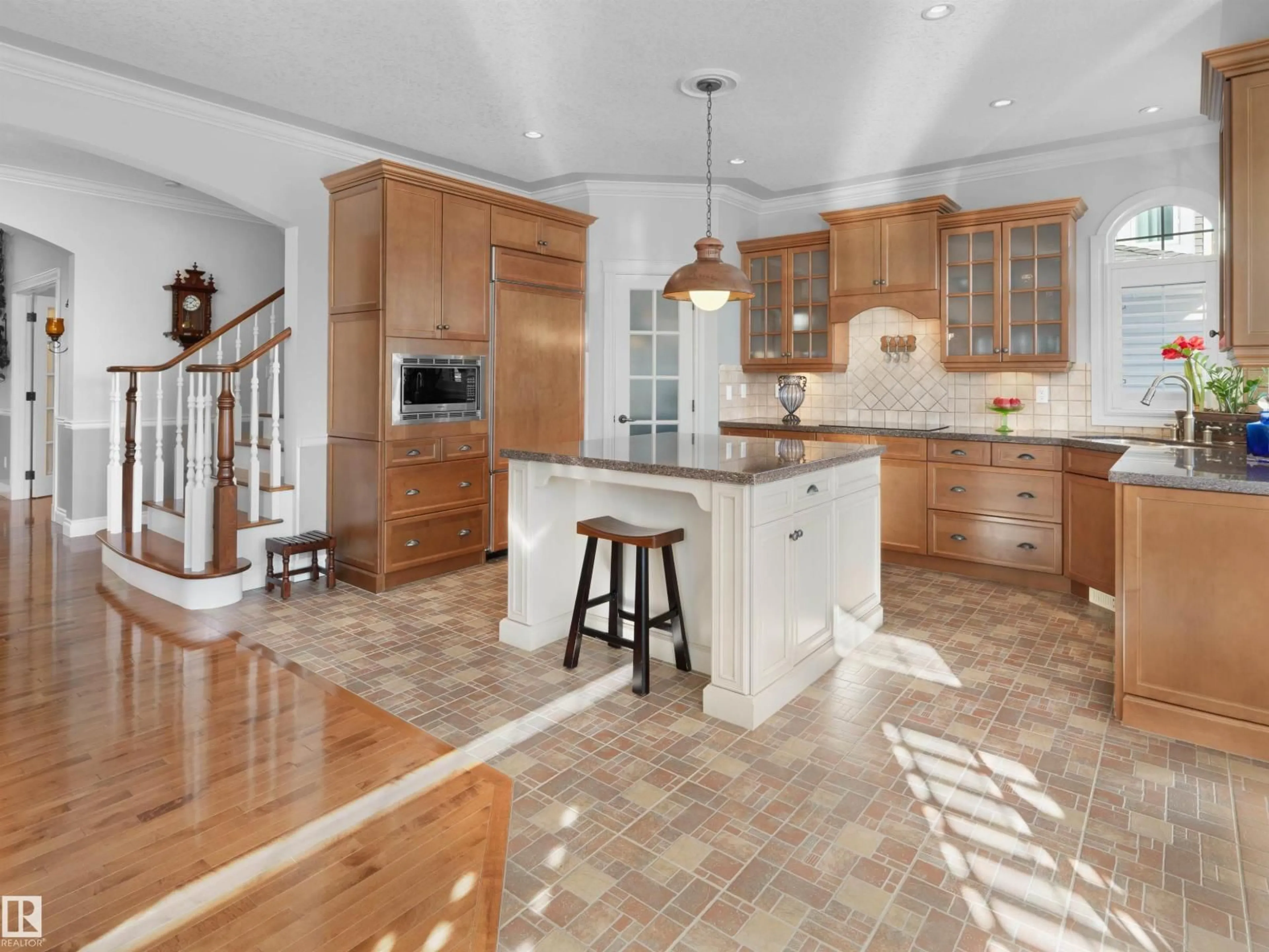 Open concept kitchen, ceramic/tile floor for NW - 7117 119 ST, Edmonton Alberta T6G1V7