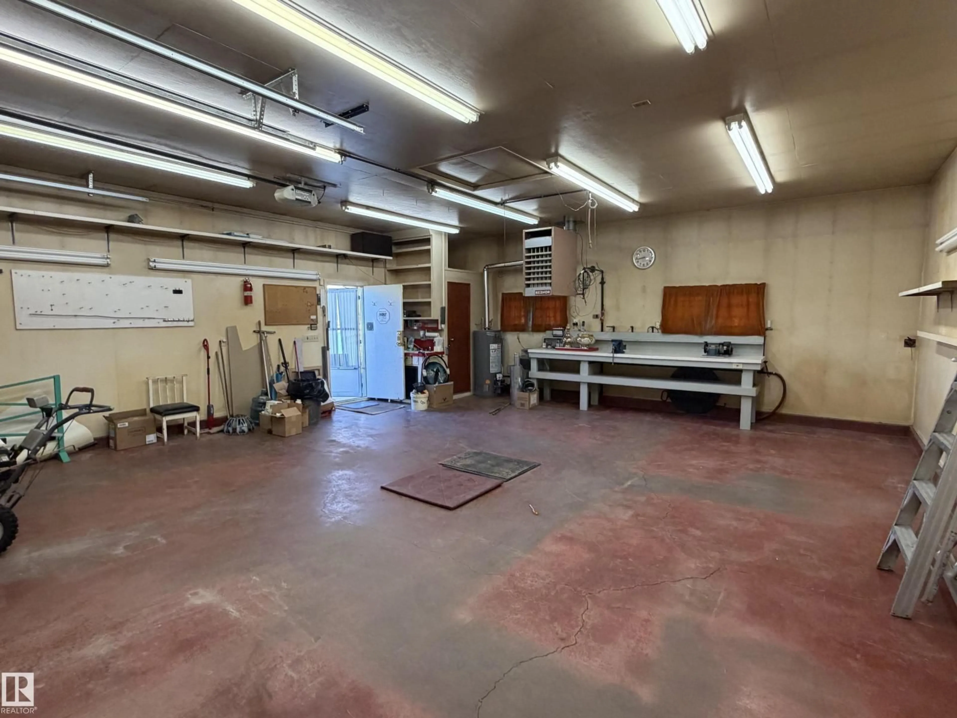 Unknown for 12032 69 ST, Edmonton Alberta T5B1S6