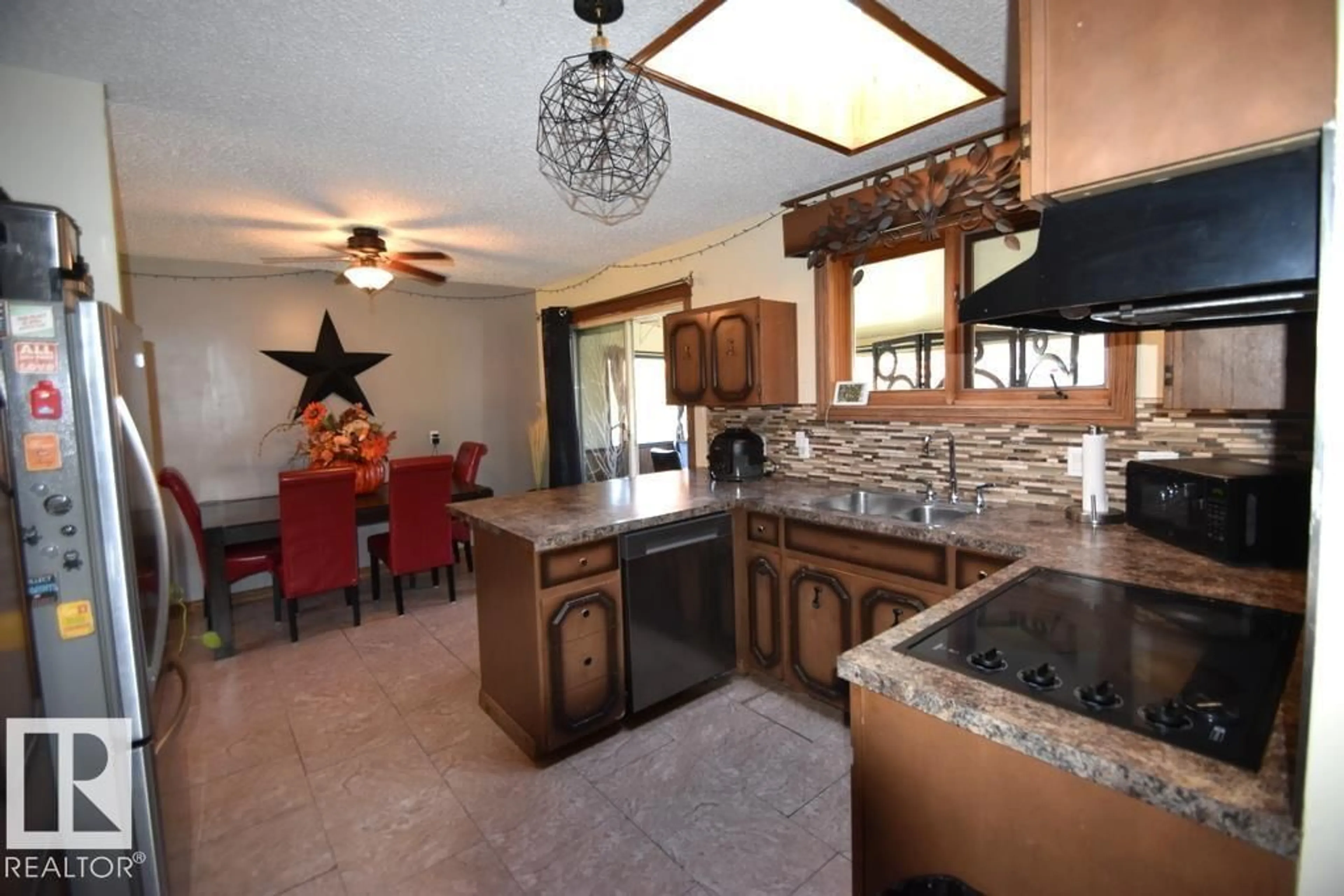 Open concept kitchen, ceramic/tile floor for 5302 WILLOW DR, Boyle Alberta T0A0M0