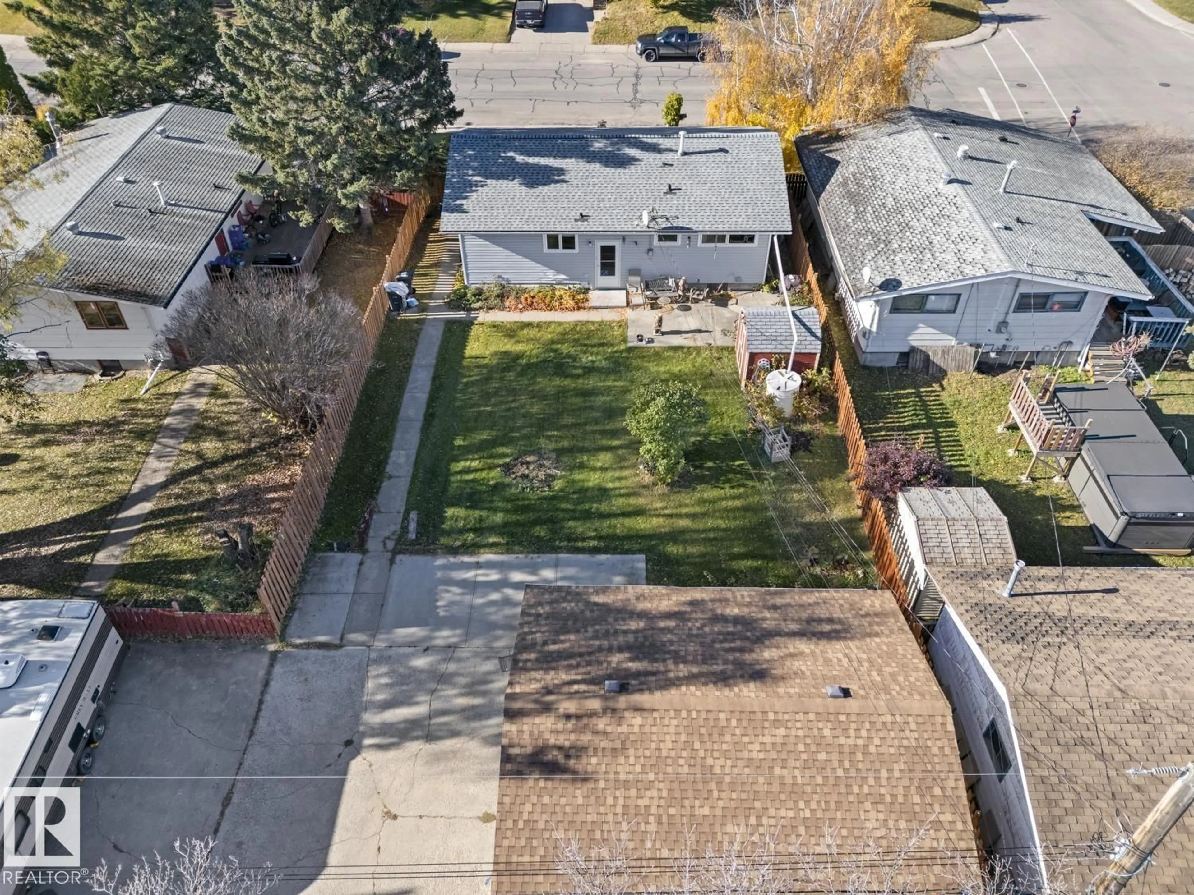A pic from outside/outdoor area/front of a property/back of a property/a pic from drone, street for 5019 45 ST, Cold Lake Alberta T9M1Z2