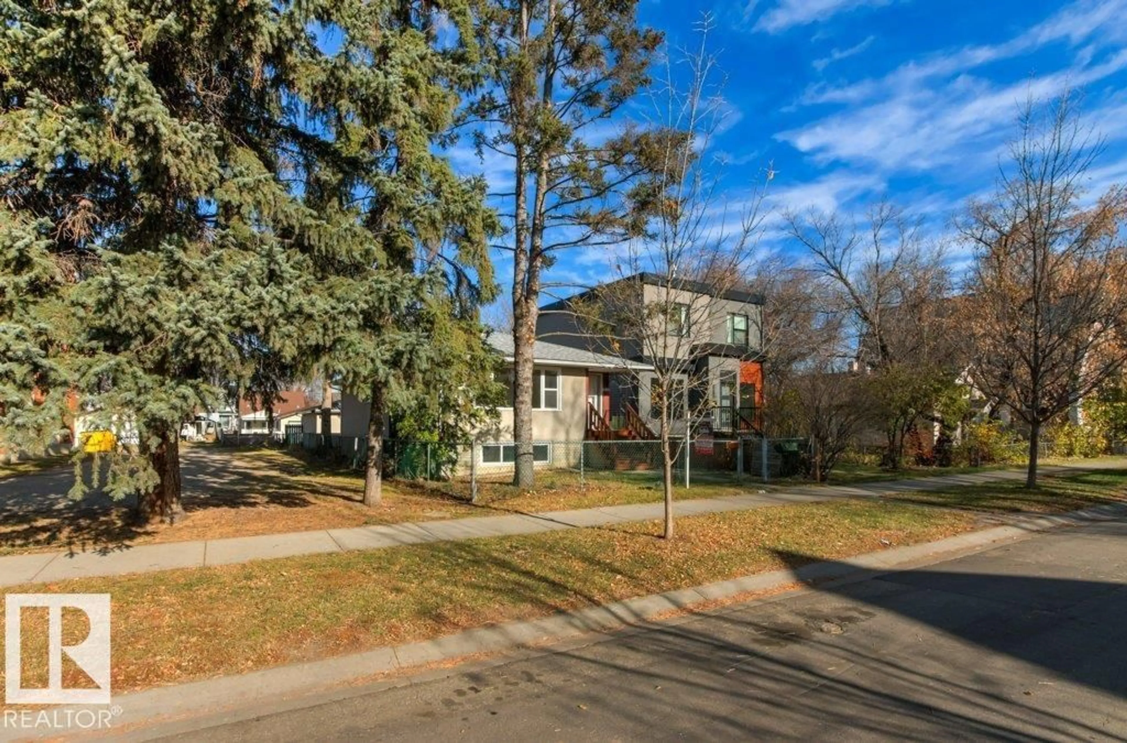 Unknown for 9640 74 AV, Edmonton Alberta T6E1E6