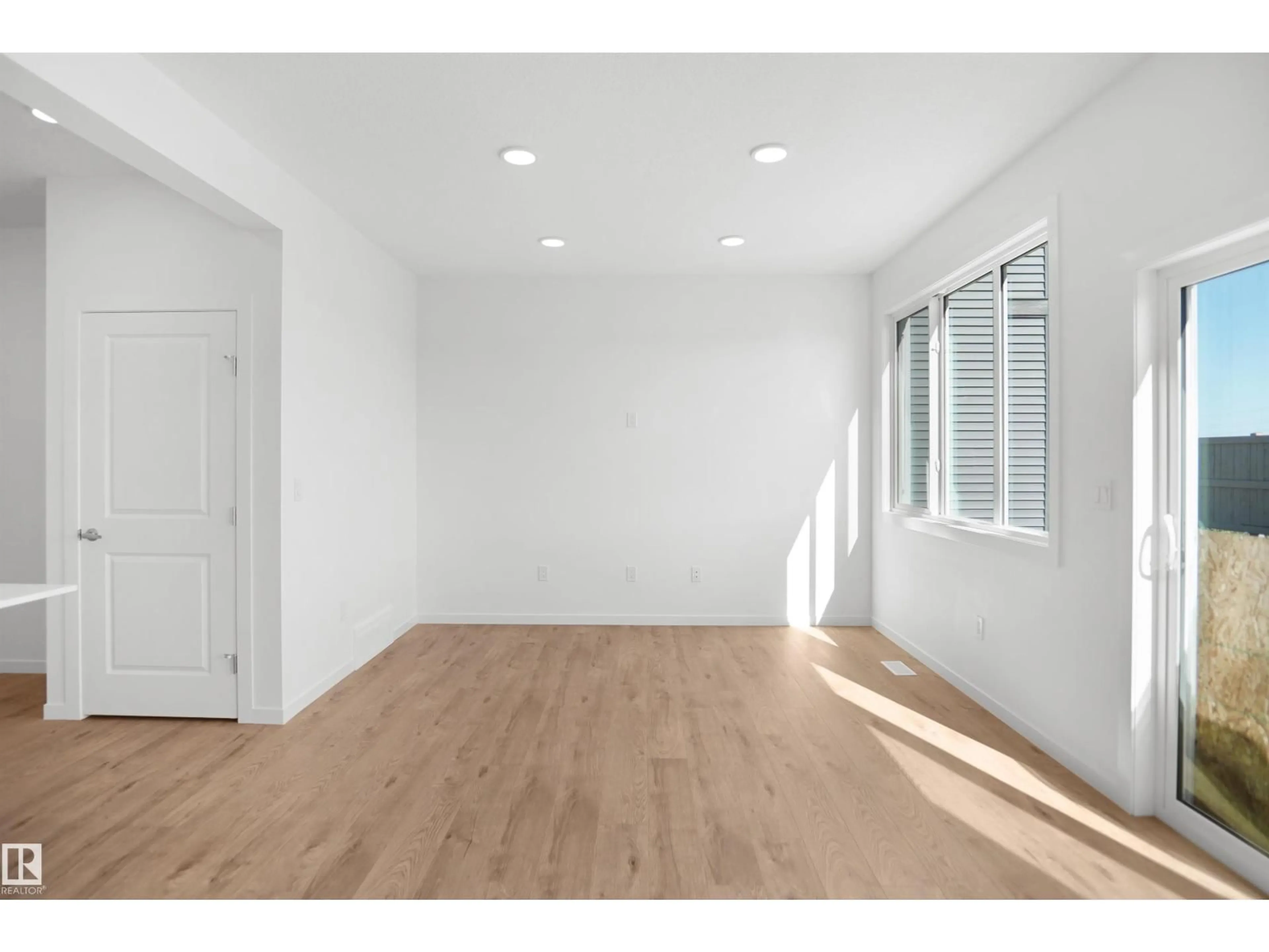 A pic of a room for 3336 GRANVILLE DR, Edmonton Alberta T5T7Z3