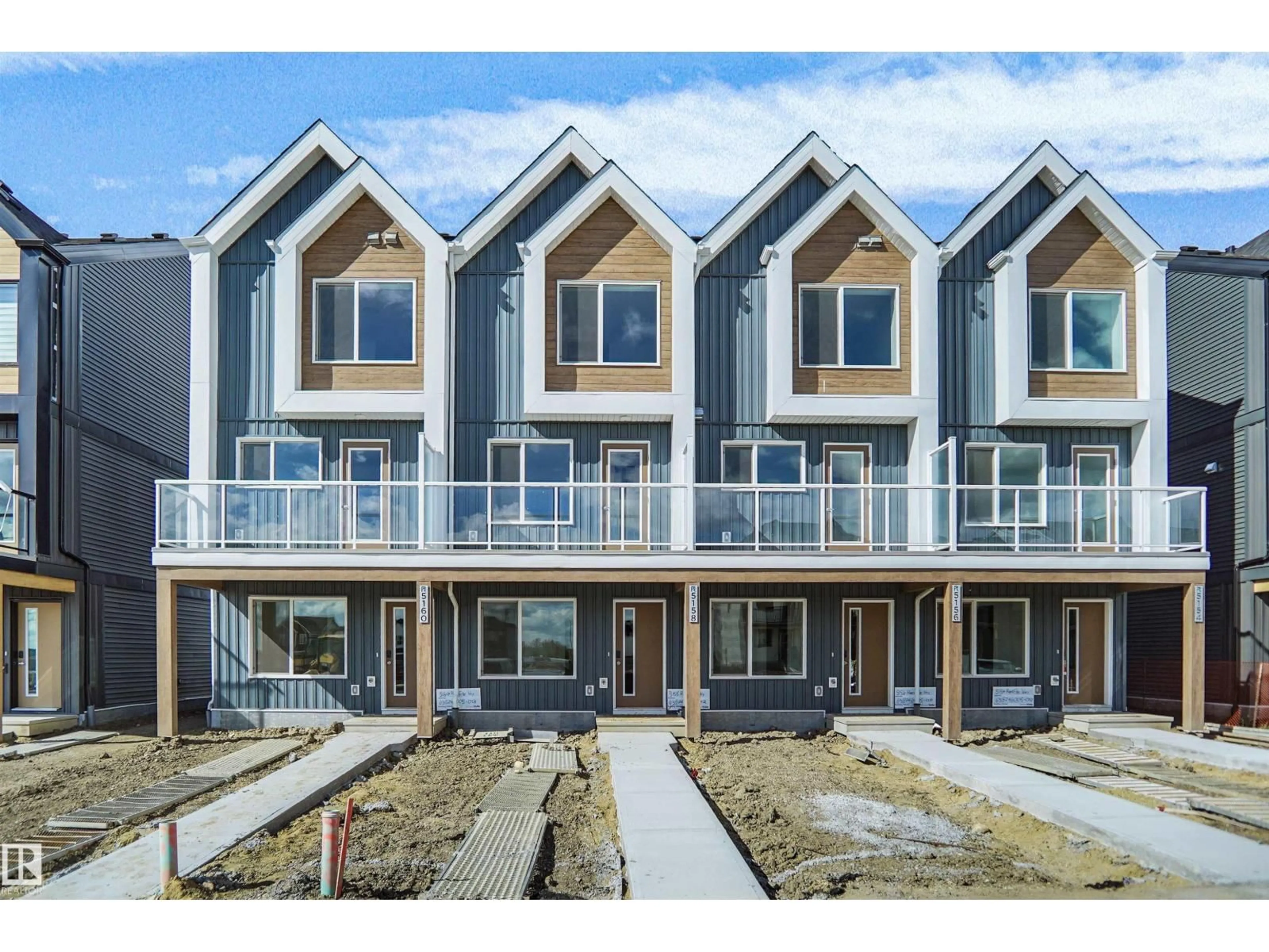 Home with vinyl exterior material, water/lake/river/ocean view for 5174 RIVER'S EDGE WY, Edmonton Alberta T6M3B5