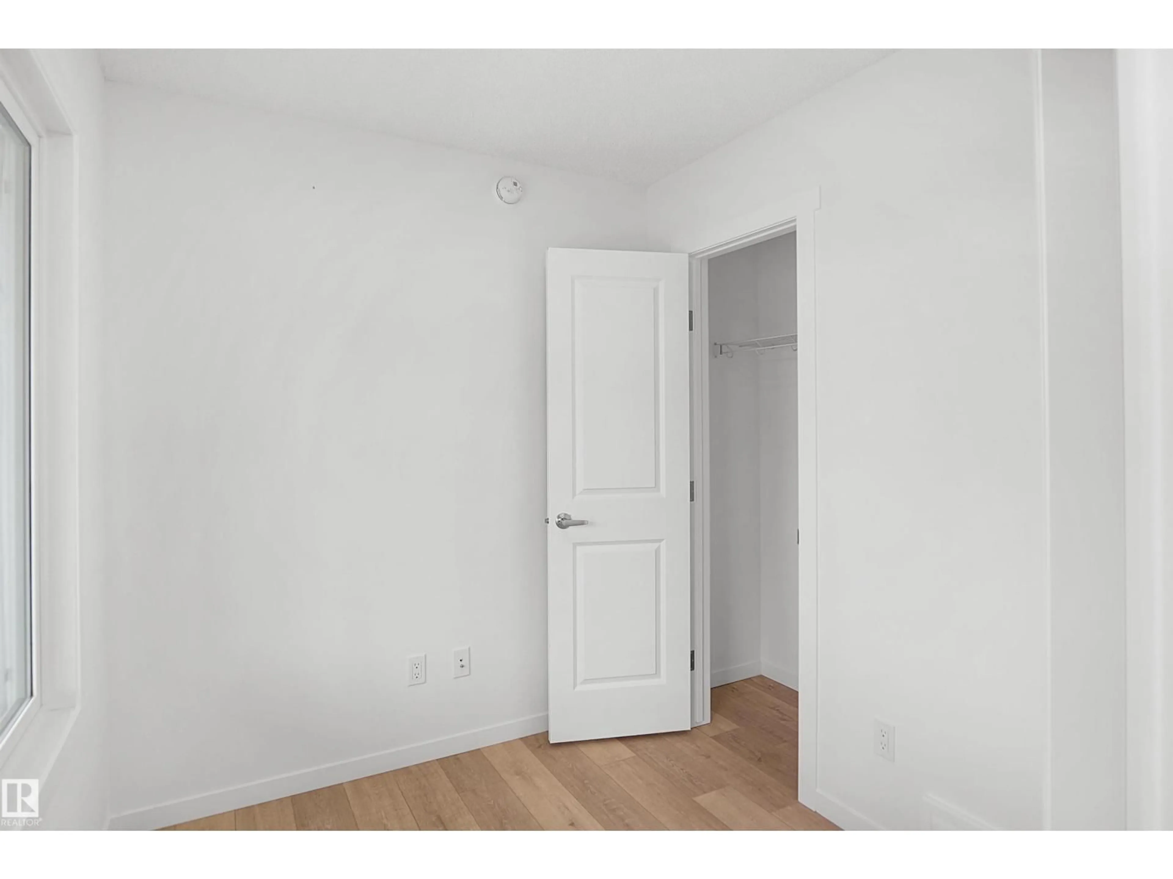 A pic of a room for 5174 RIVER'S EDGE WY, Edmonton Alberta T6M3B5
