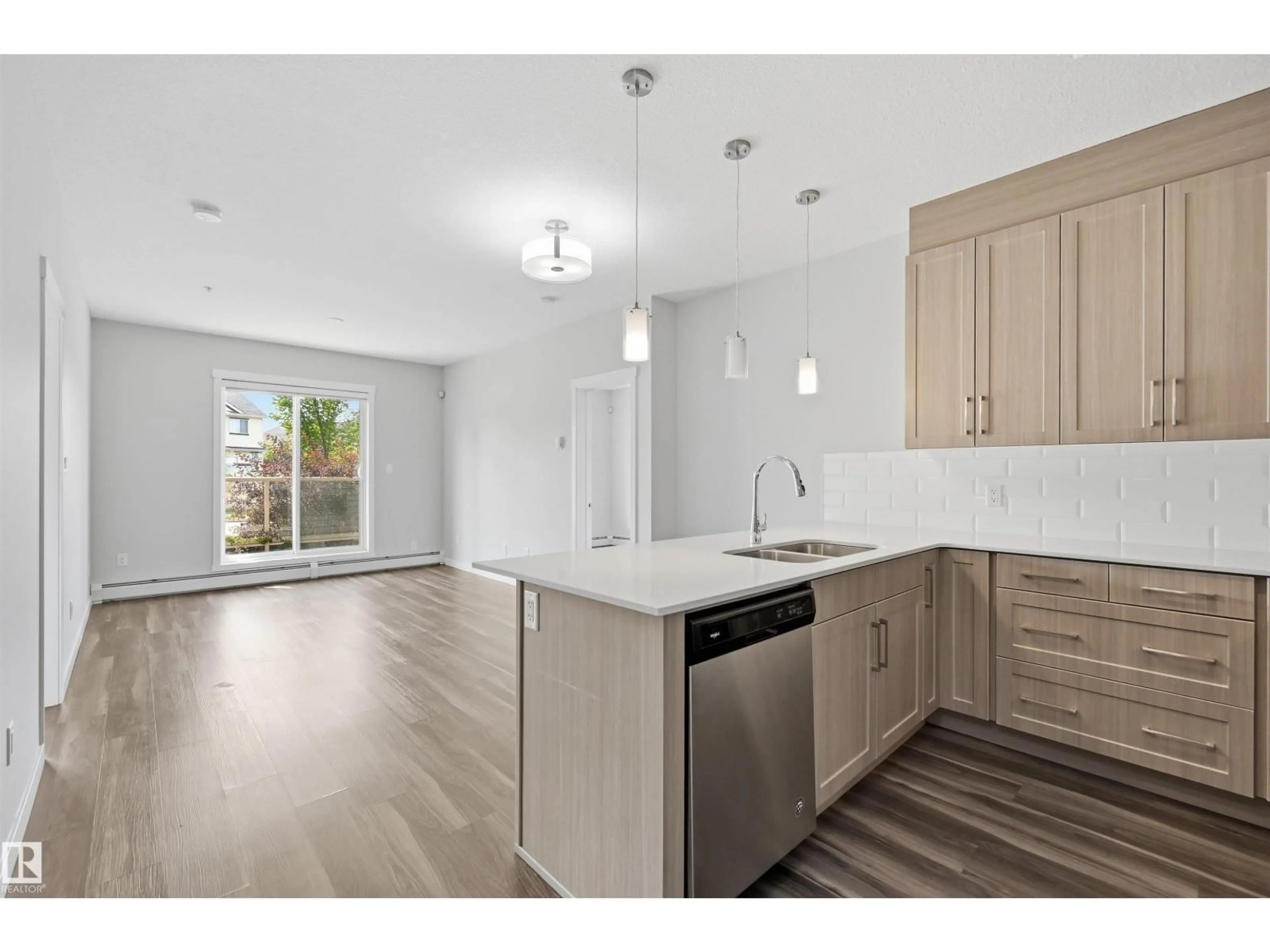 Open concept kitchen, unknown for 117 WELSH DR, Edmonton Alberta T6X1Y7