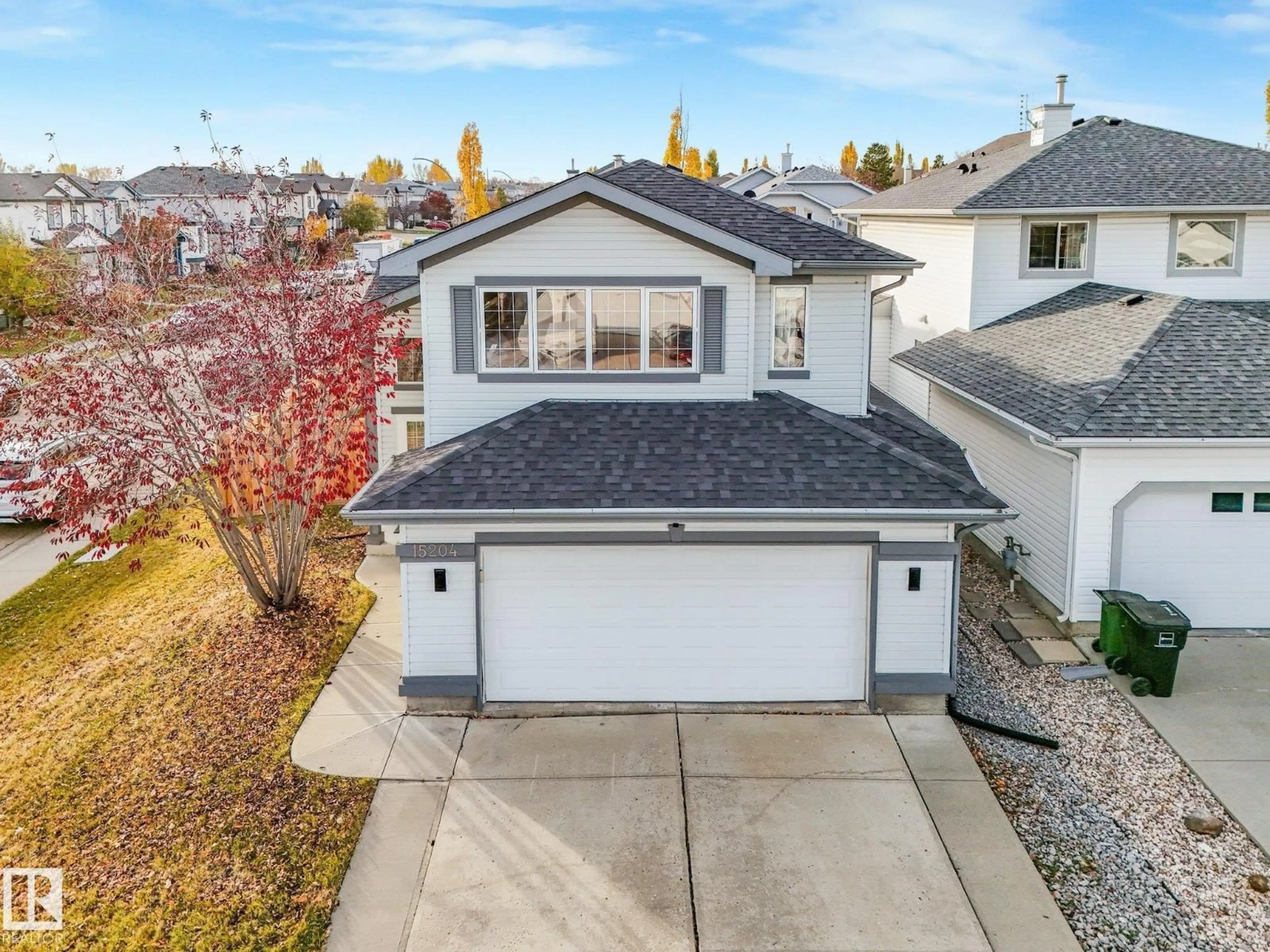 A pic from outside/outdoor area/front of a property/back of a property/a pic from drone, street for 15204 44 ST, Edmonton Alberta T5Y3C4