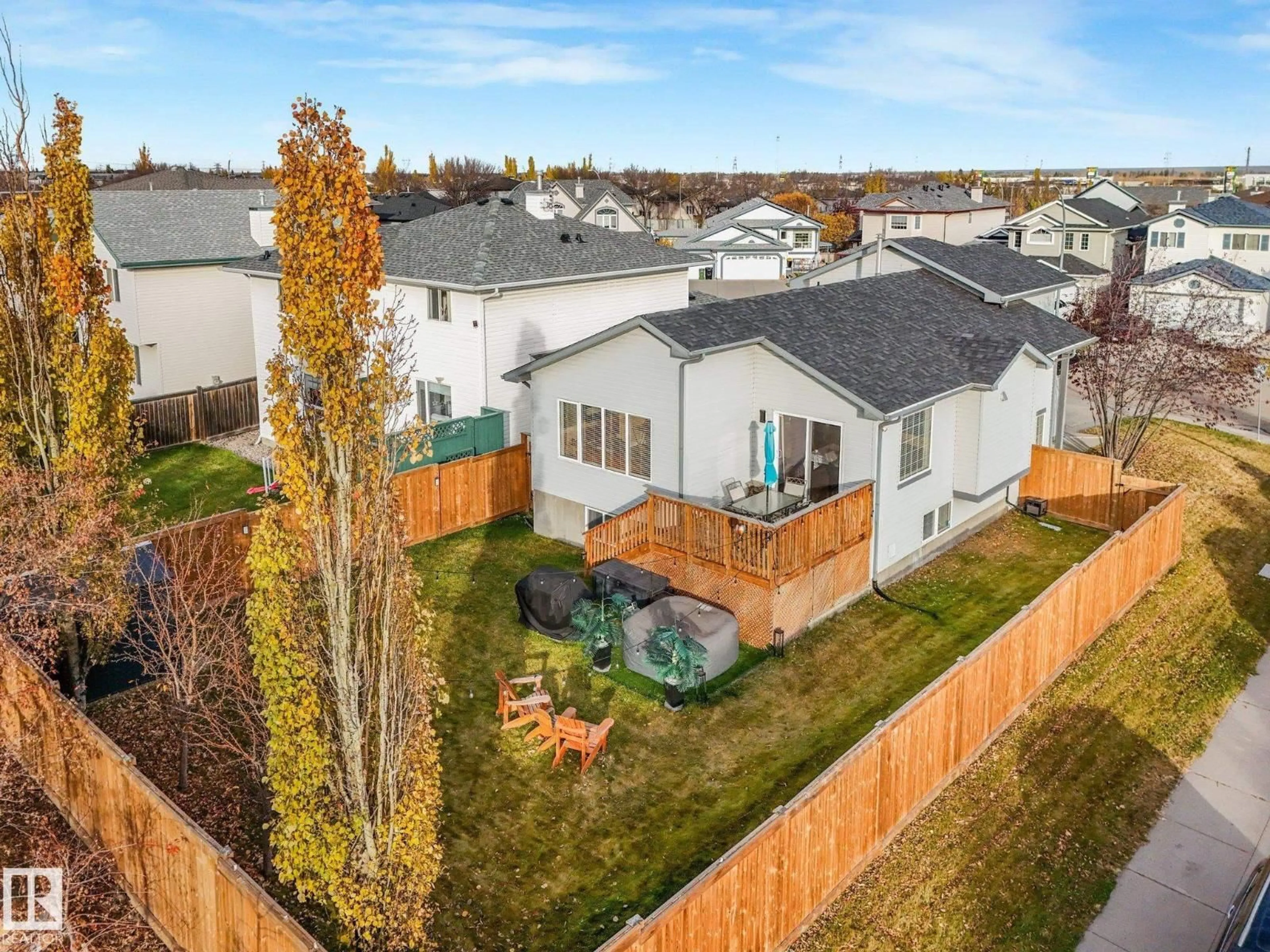 A pic from outside/outdoor area/front of a property/back of a property/a pic from drone, mountain view for 15204 44 ST, Edmonton Alberta T5Y3C4