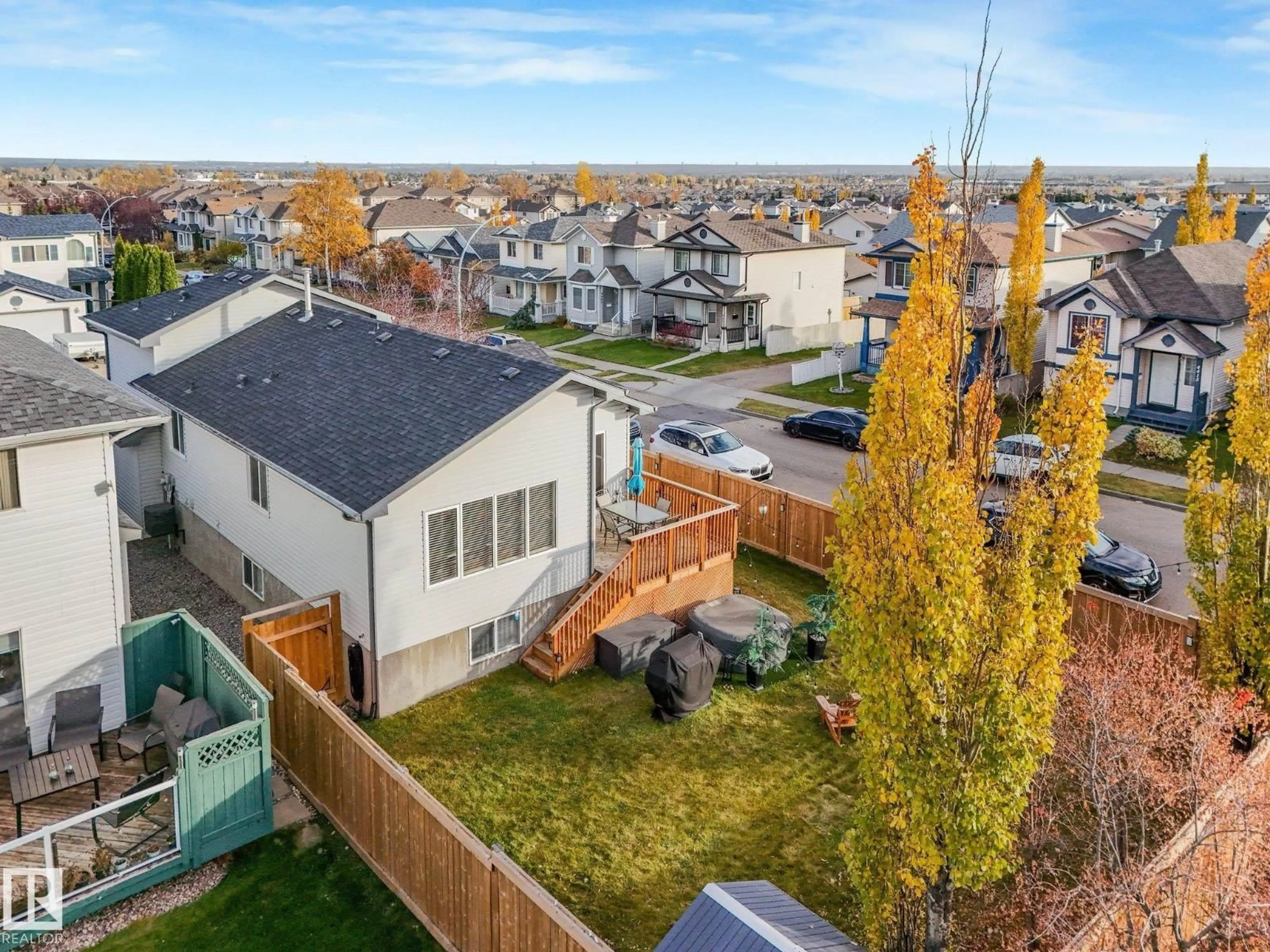 A pic from outside/outdoor area/front of a property/back of a property/a pic from drone, mountain view for 15204 44 ST, Edmonton Alberta T5Y3C4
