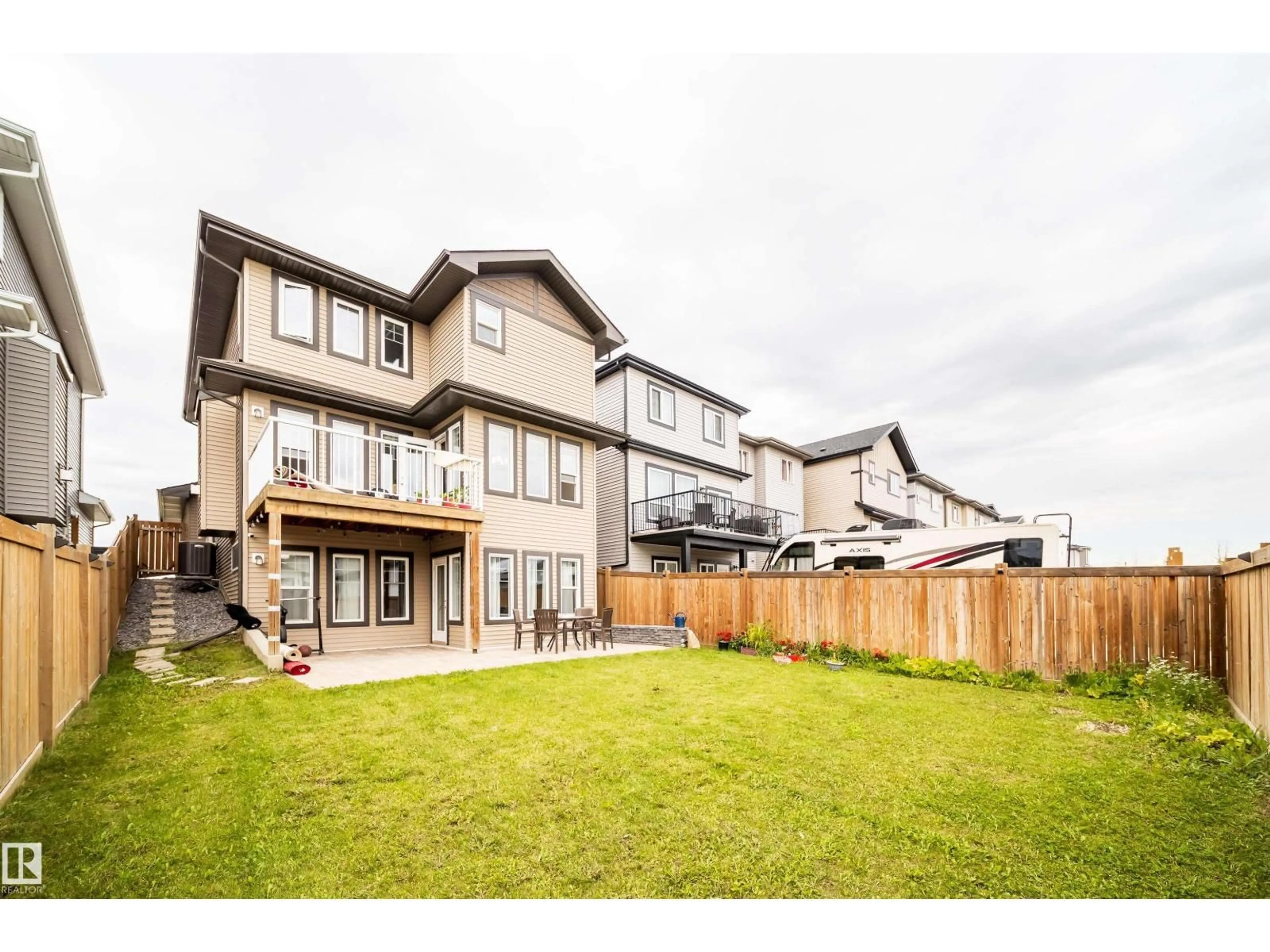 A pic from outside/outdoor area/front of a property/back of a property/a pic from drone, mountain view for NW - 9903 222 ST, Edmonton Alberta T5T7J1