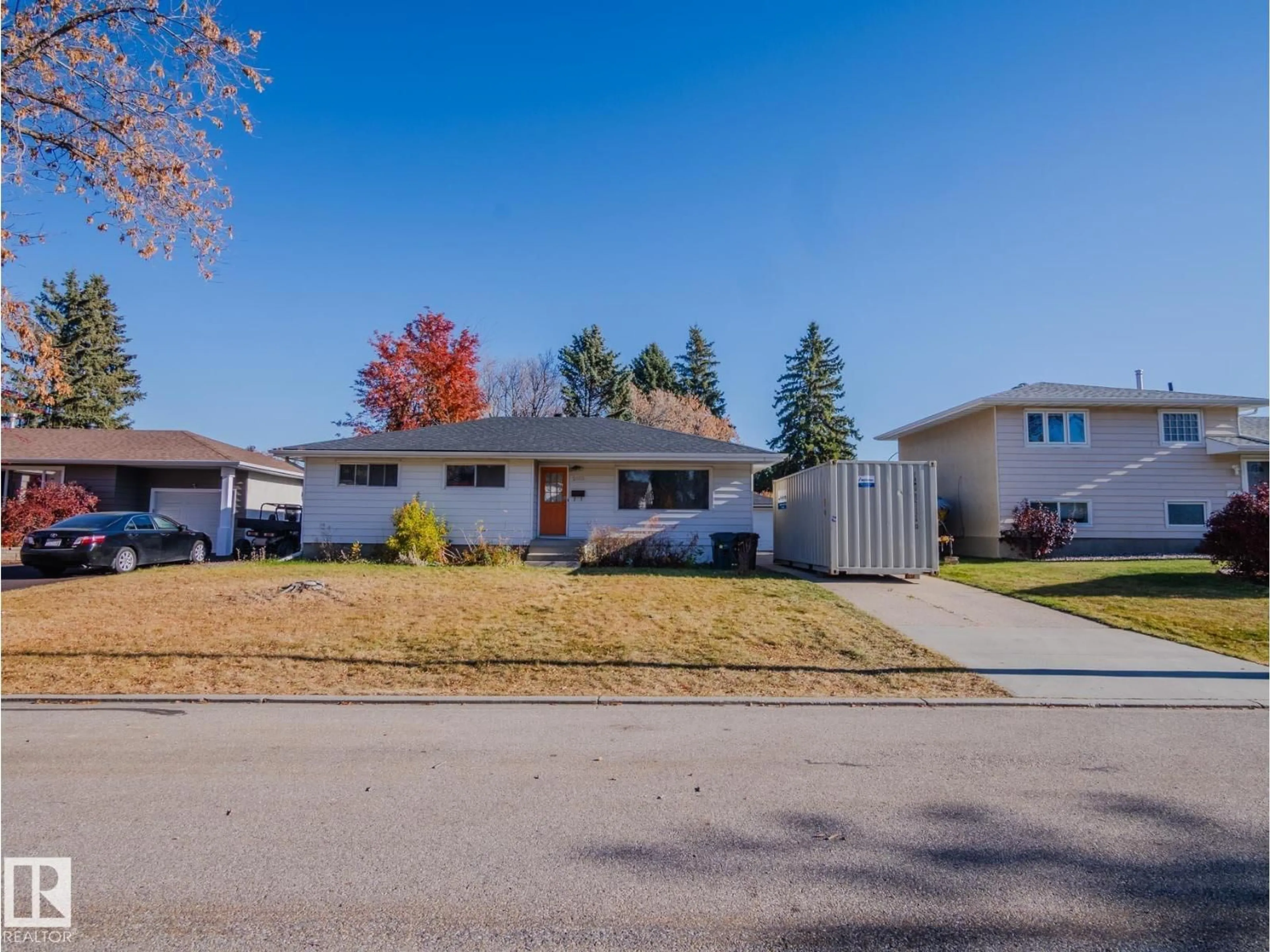 Home with vinyl exterior material, street for 2003 BONNEVILLE, Sherwood Park Alberta T8A0Y7