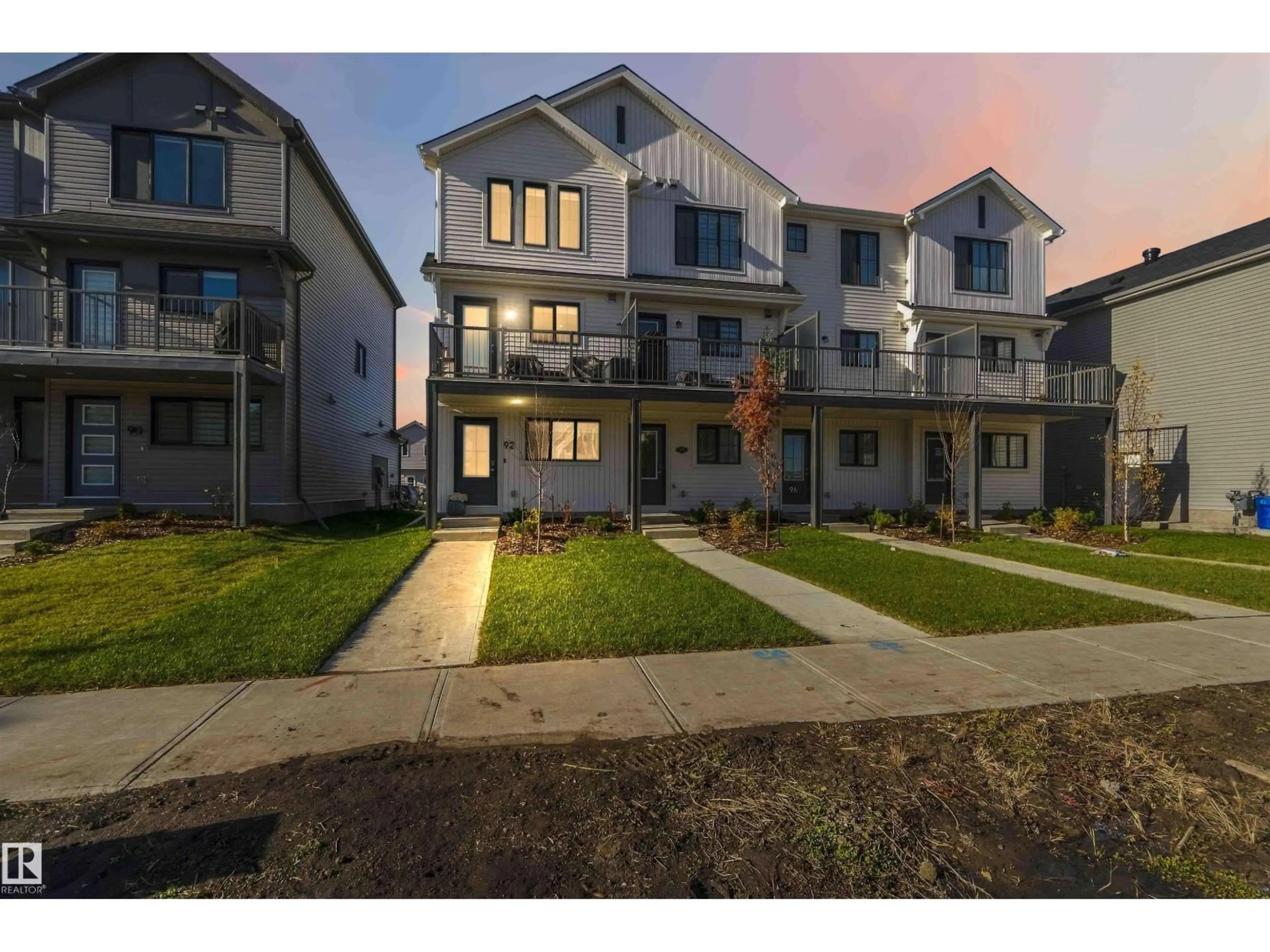 A pic from outside/outdoor area/front of a property/back of a property/a pic from drone, street for 92 ELLIOTT WD, Fort Saskatchewan Alberta T8L1R8