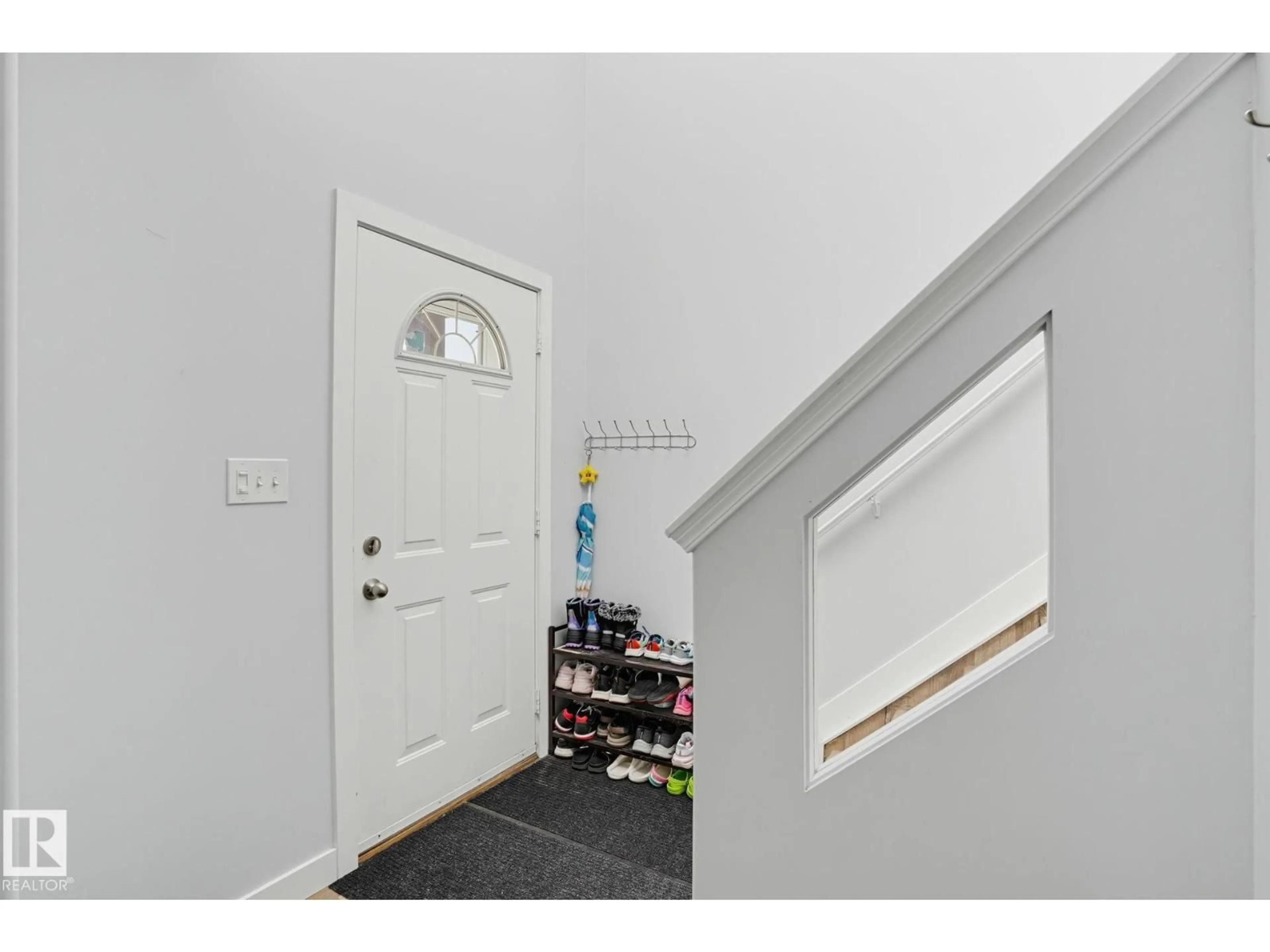 Indoor entryway for 11612 168 AV, Edmonton Alberta T5X6B7