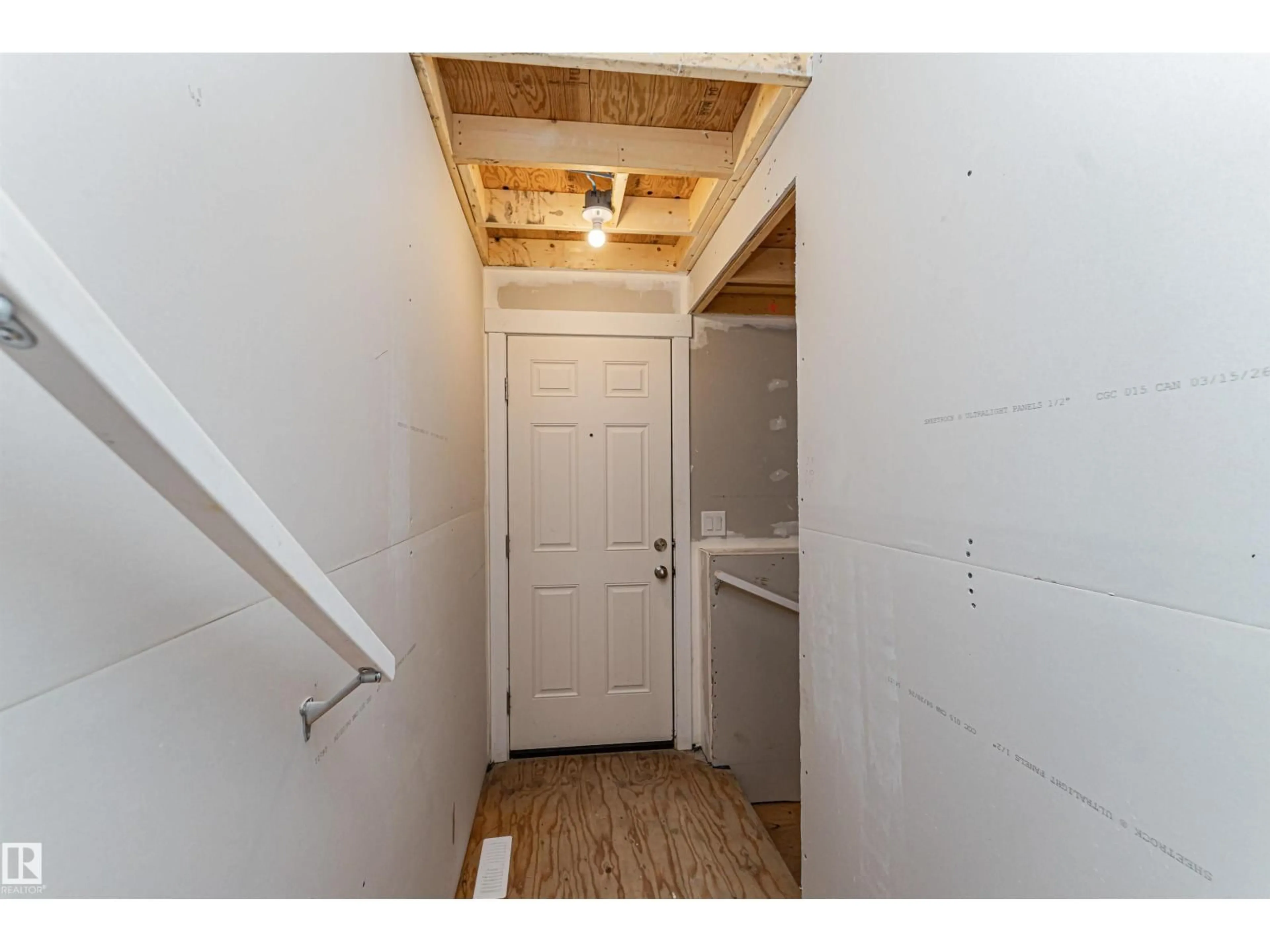 Unknown for SW - 2340 160 ST, Edmonton Alberta T6W5X2