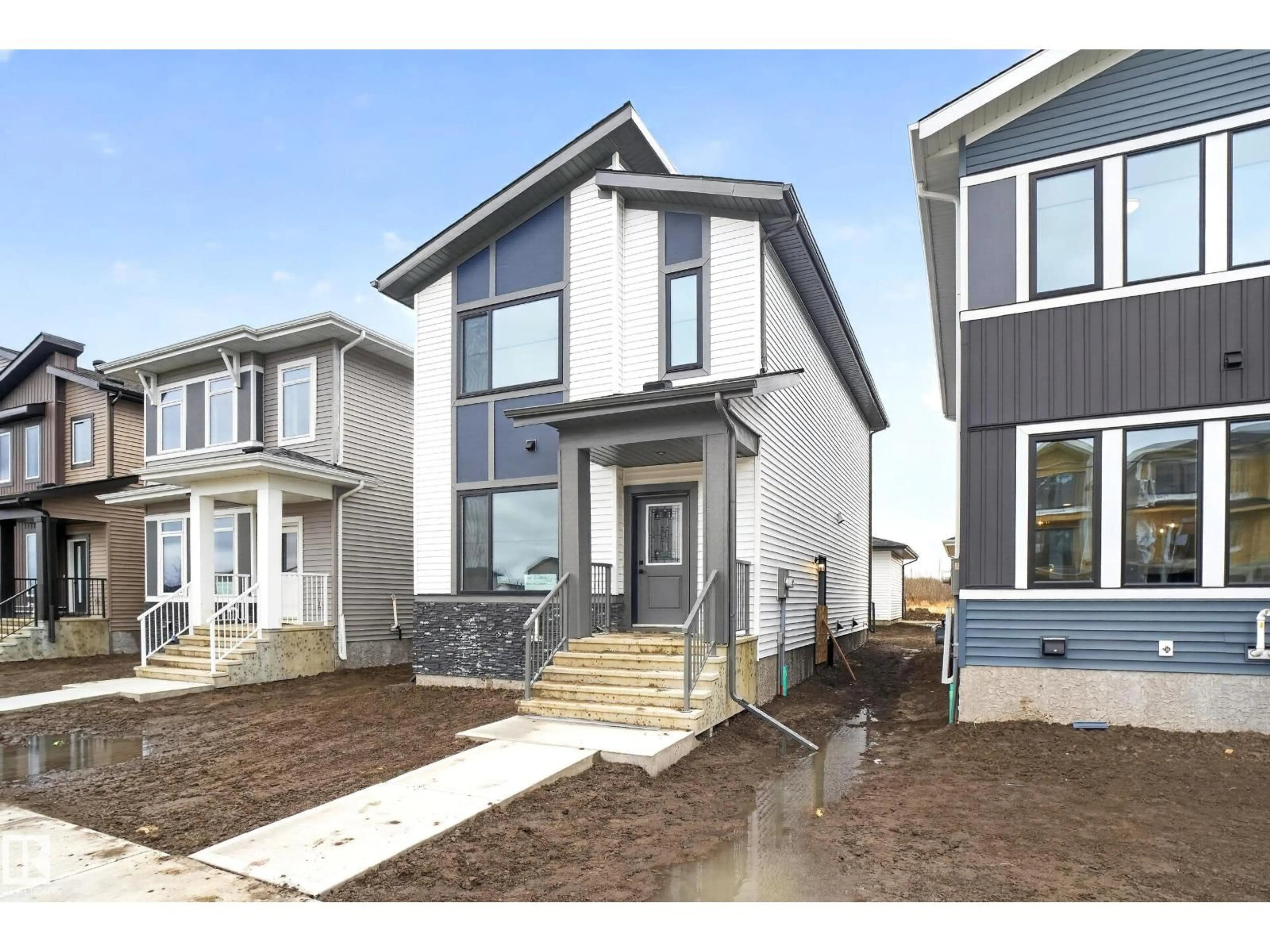 Home with vinyl exterior material, street for 113 WESTWIND DR, Spruce Grove Alberta T7X4C6