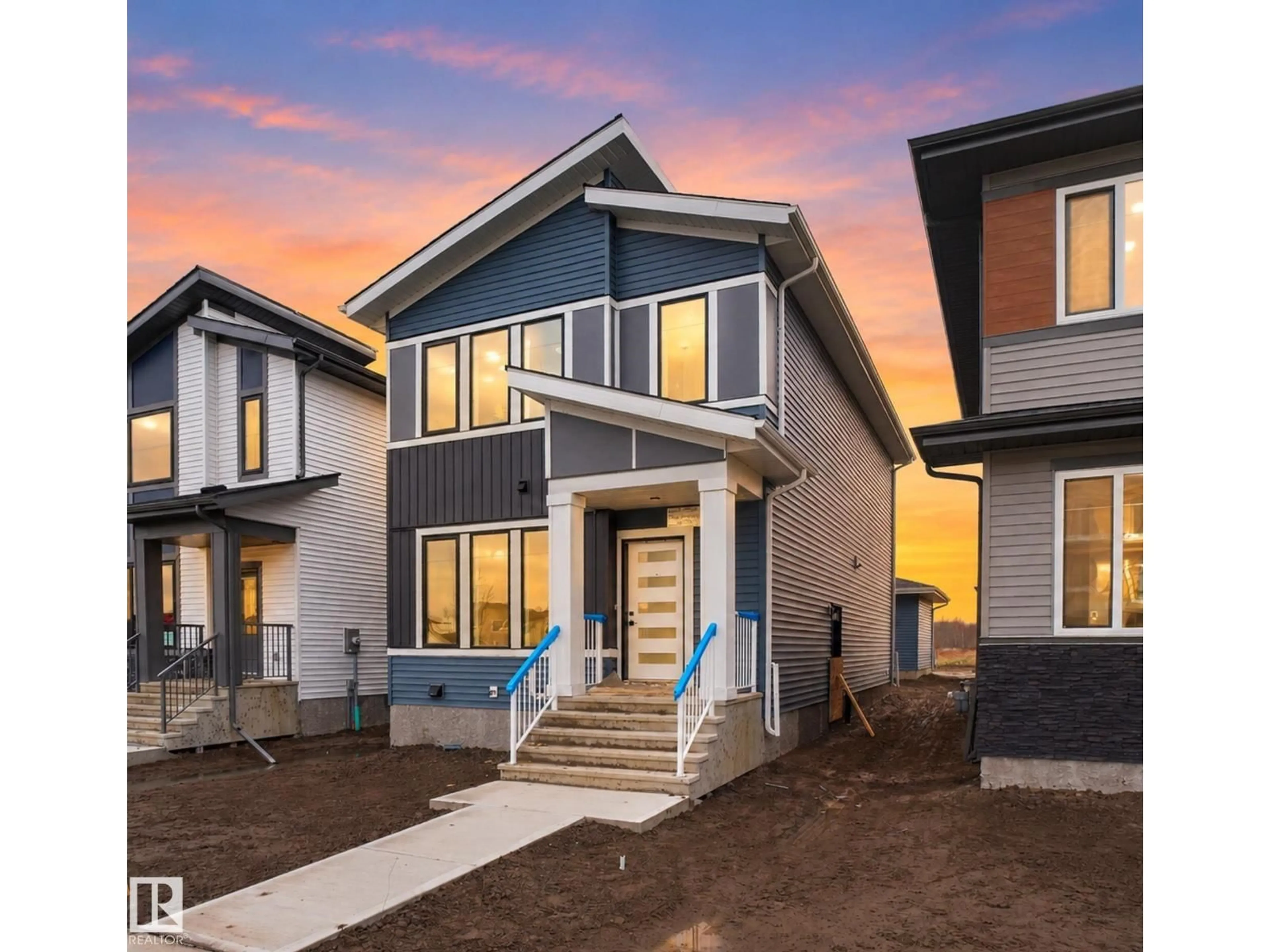 Home with vinyl exterior material, street for 111 WESTWIND DR, Spruce Grove Alberta T7X4T9