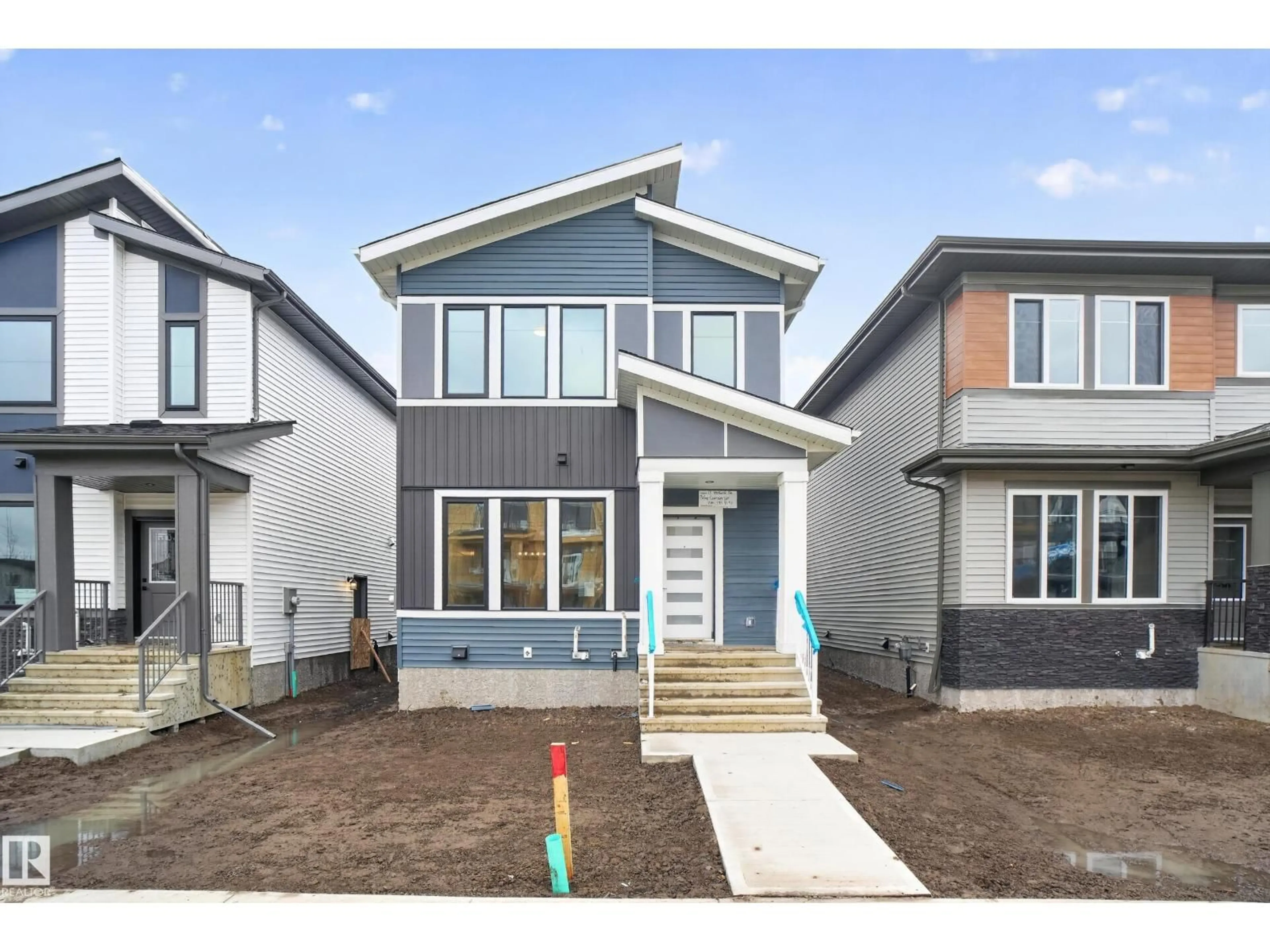 Home with vinyl exterior material, street for 111 WESTWIND DR, Spruce Grove Alberta T7X4T9