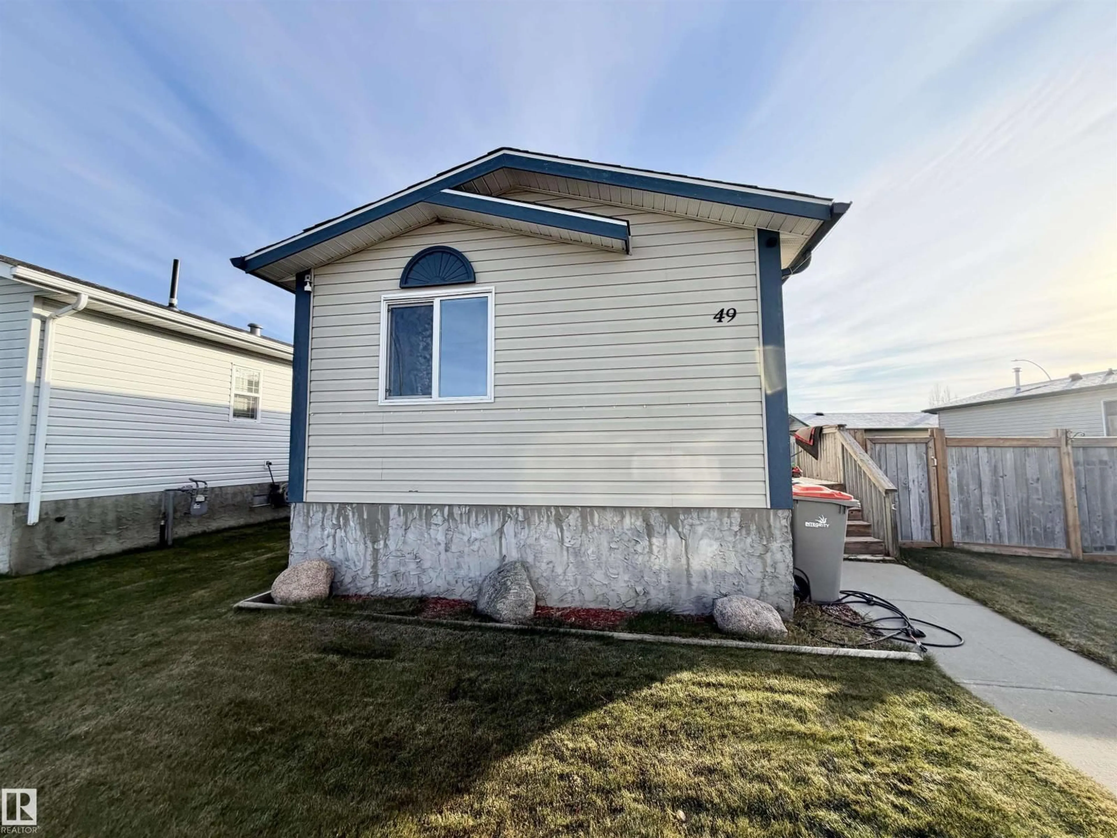 Unknown for 49 JUTLAND CR, Stony Plain Alberta T7Z0A3