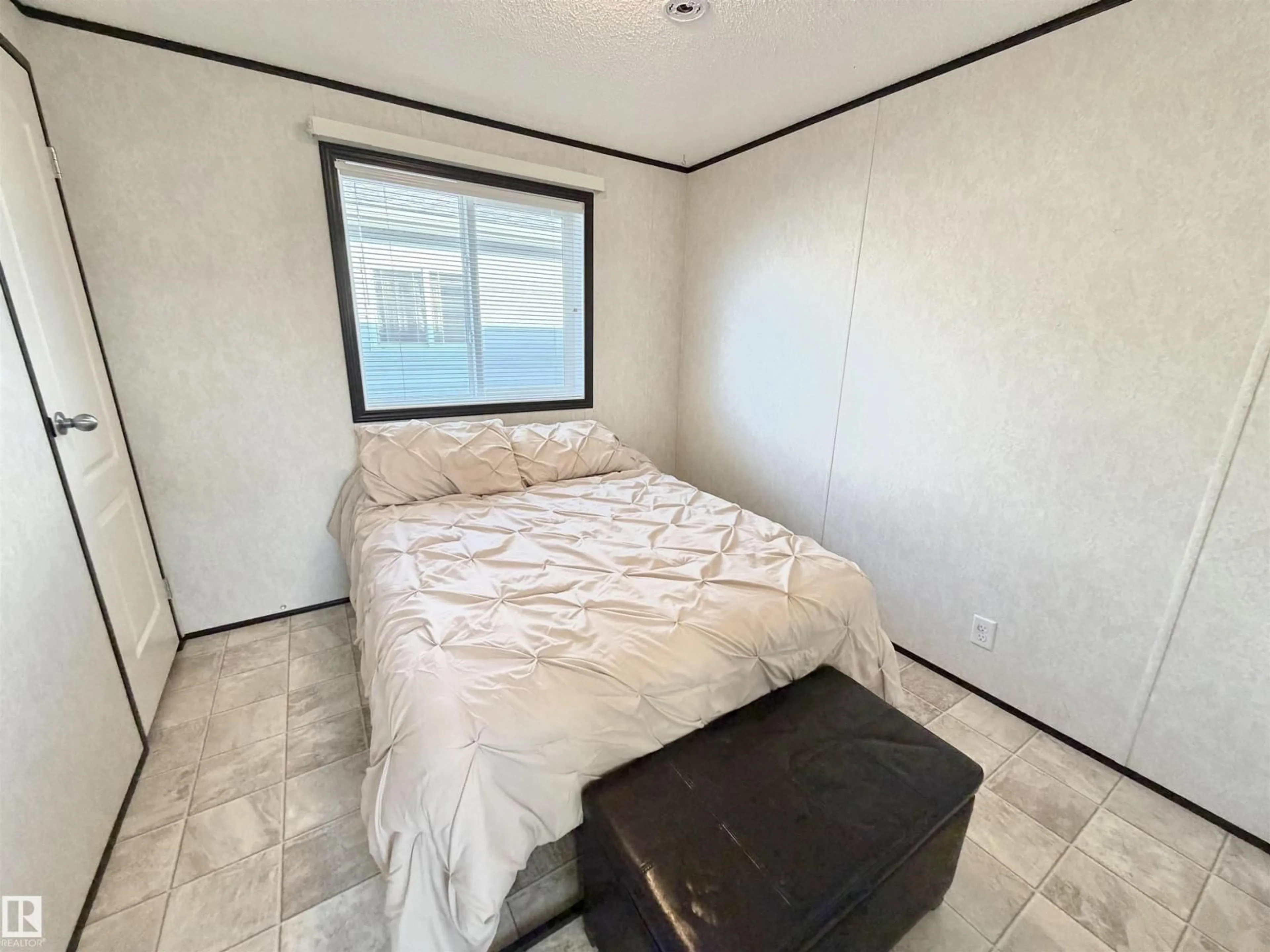 A pic of a room for 49 JUTLAND CR, Stony Plain Alberta T7Z0A3