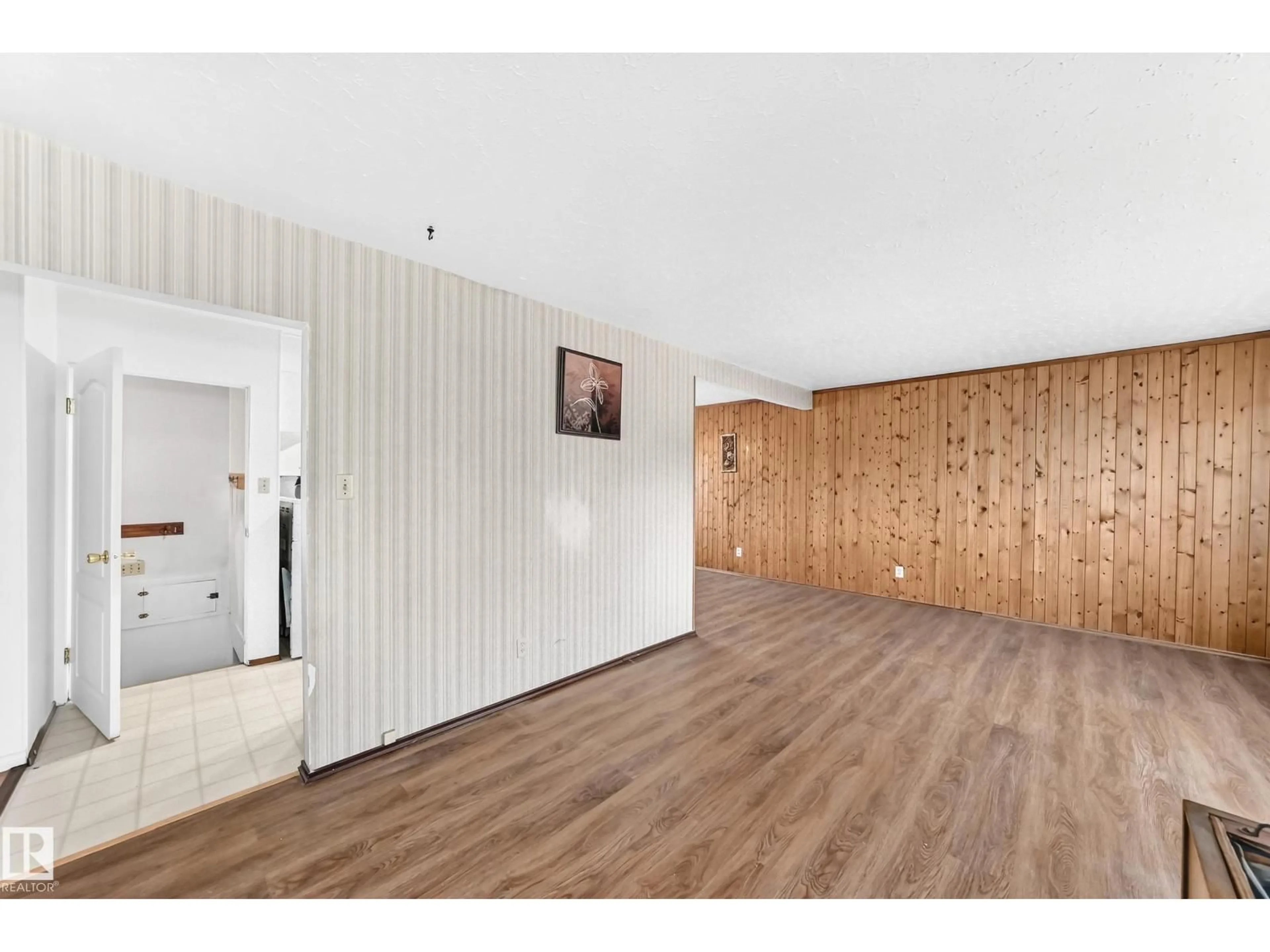 Unknown for NW - 16006 87 AV, Edmonton Alberta T5R4G9