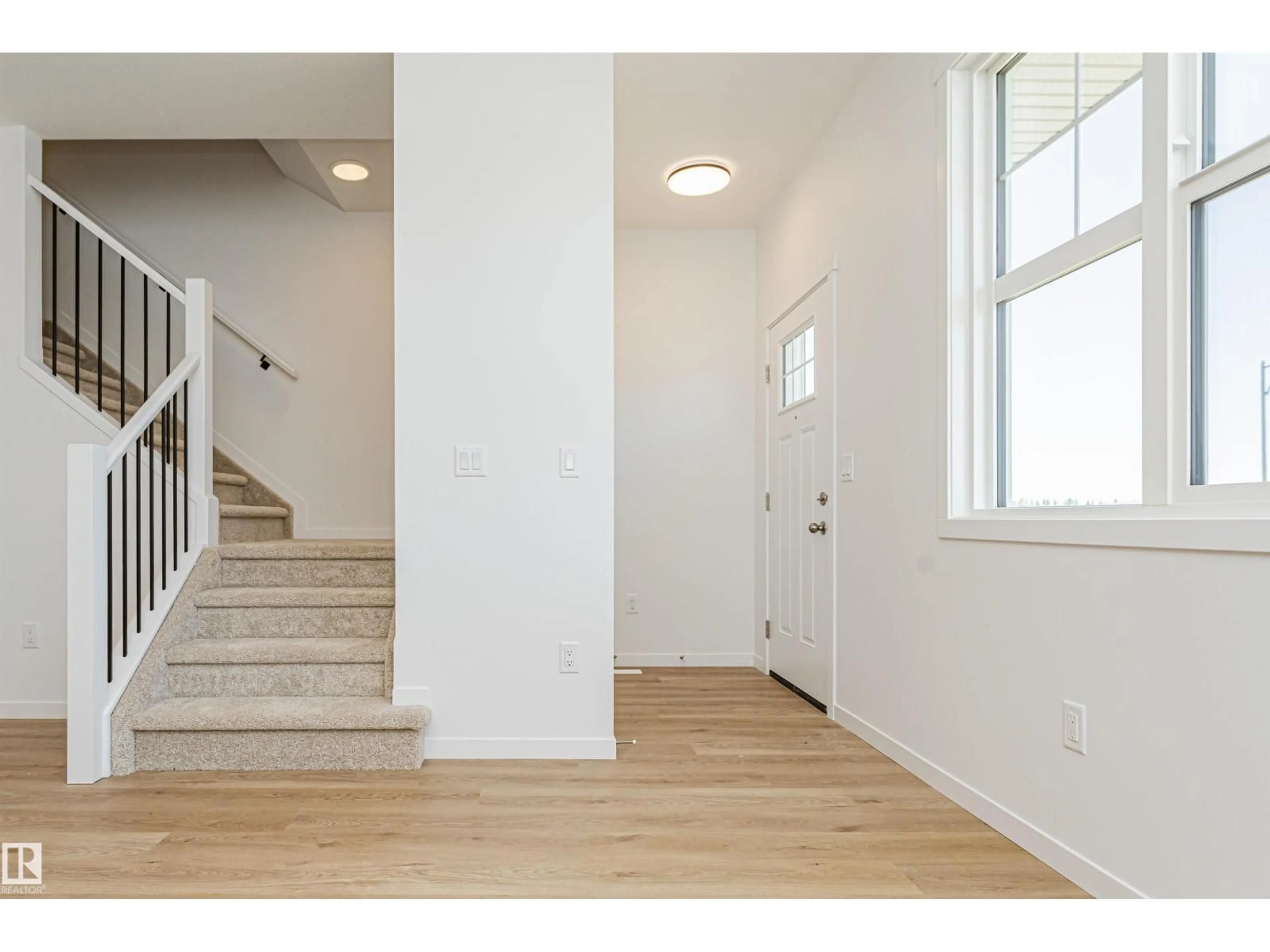 Indoor entryway for NW - 3896 WREN CR, Edmonton Alberta T5S0S9