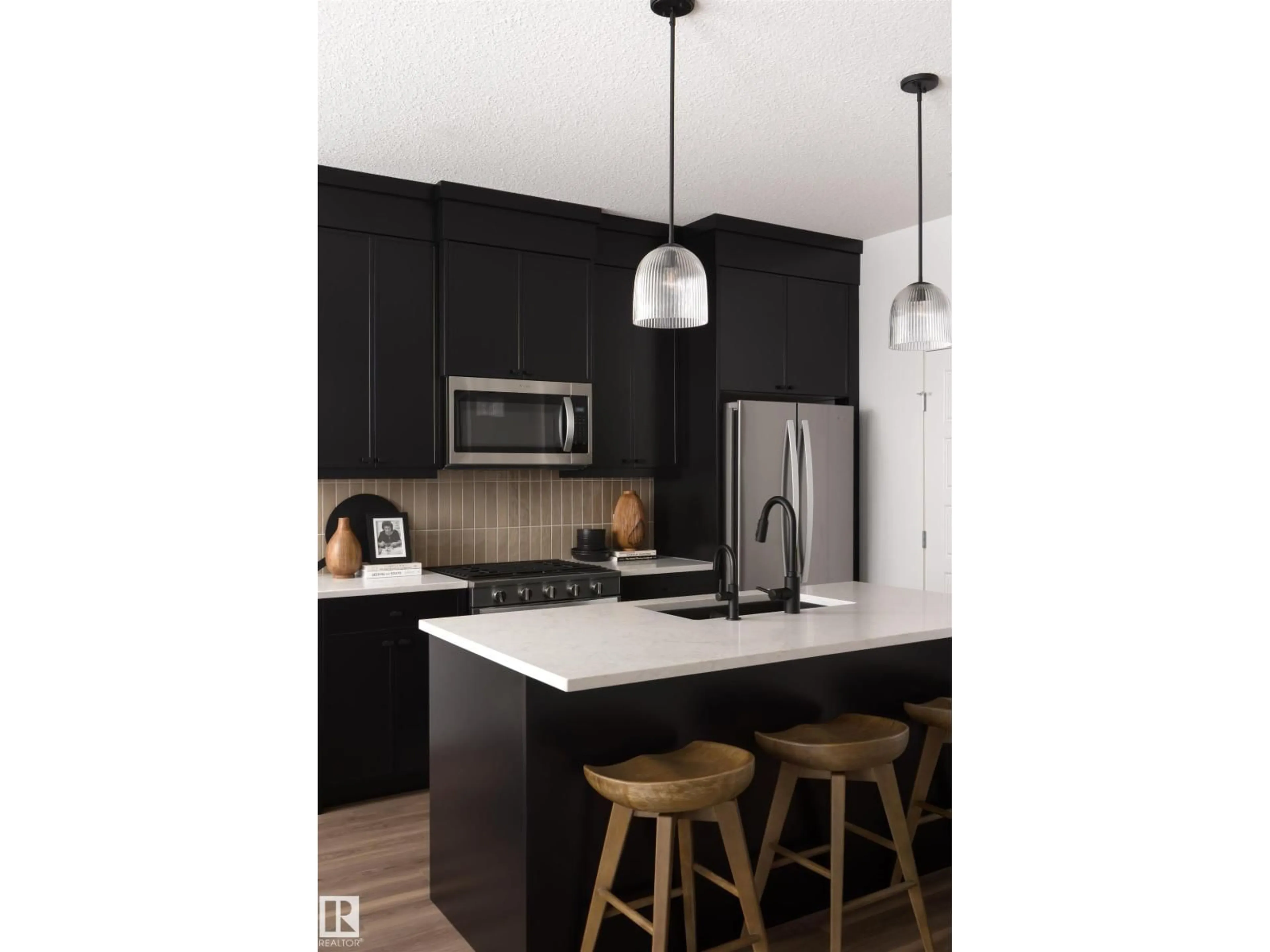 Contemporary kitchen, unknown for SW - 1038 CRISTALL CR, Edmonton Alberta T6W5S6