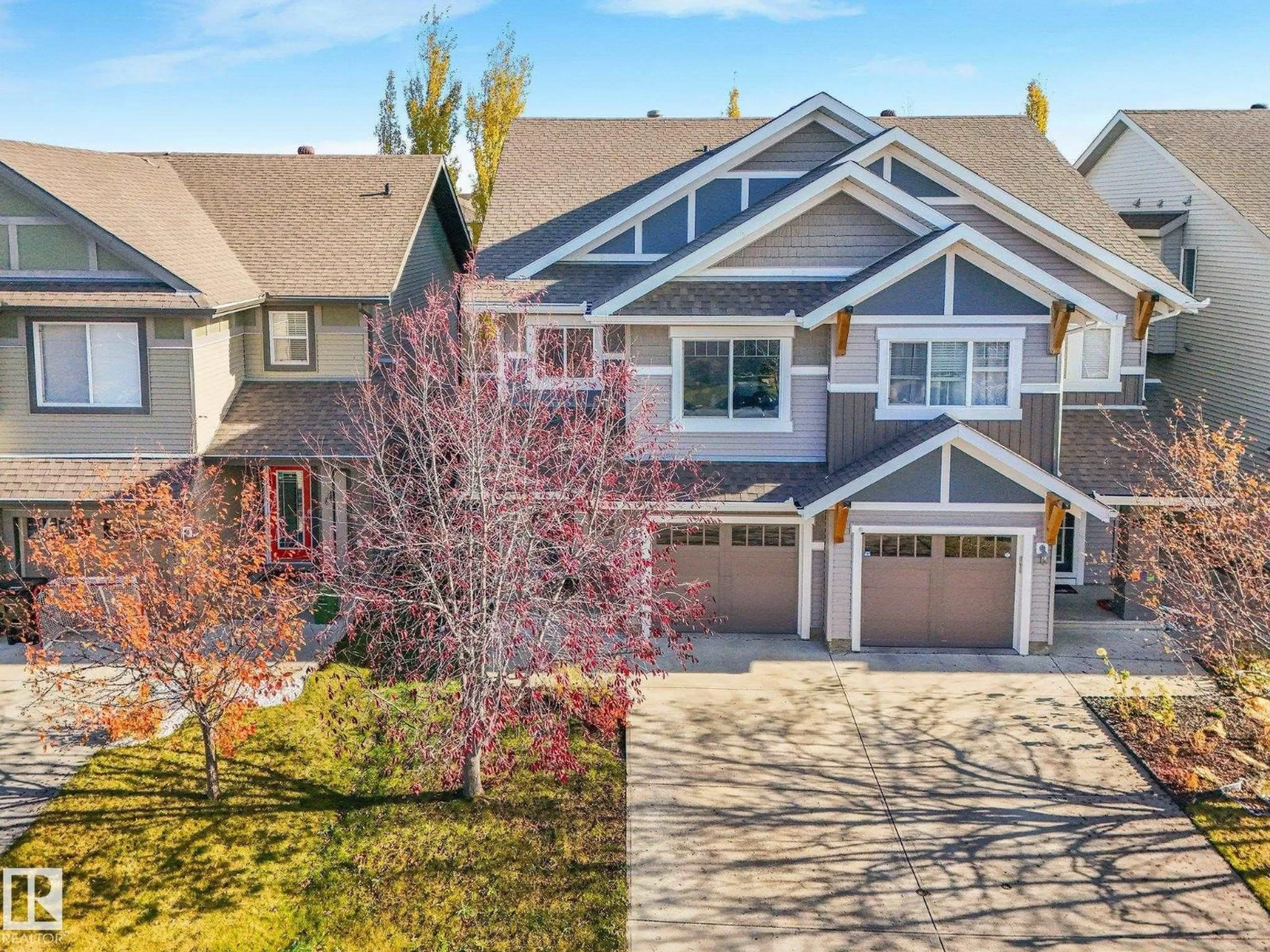 A pic from outside/outdoor area/front of a property/back of a property/a pic from drone, street for 1735 CHAPMAN WY, Edmonton Alberta T6W2E8