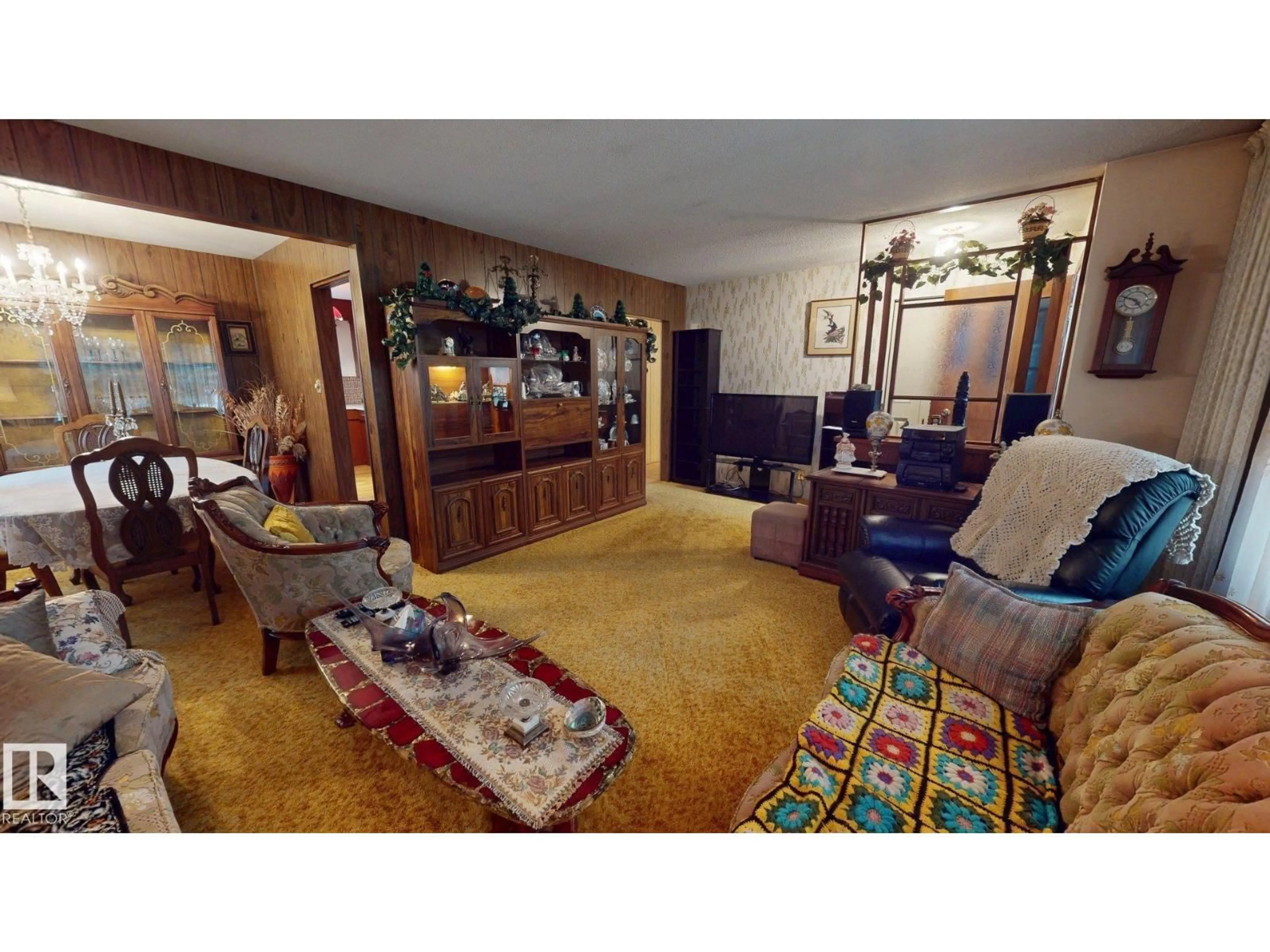 Unknown for NW - 13424 65 ST, Edmonton Alberta T5A1A4