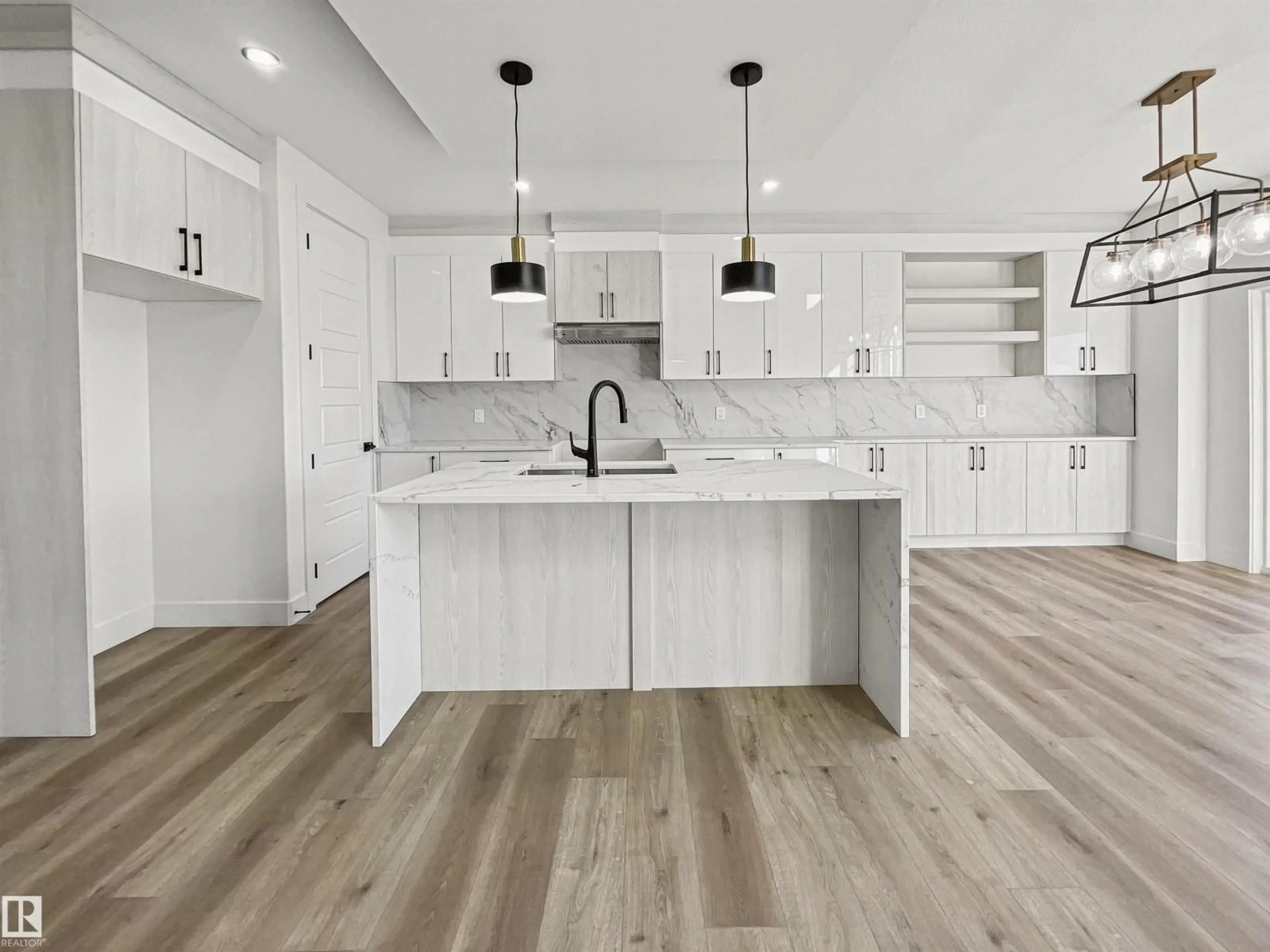 Open concept kitchen, unknown for 13 STETSON LO, Ardrossan Alberta T8E0C1