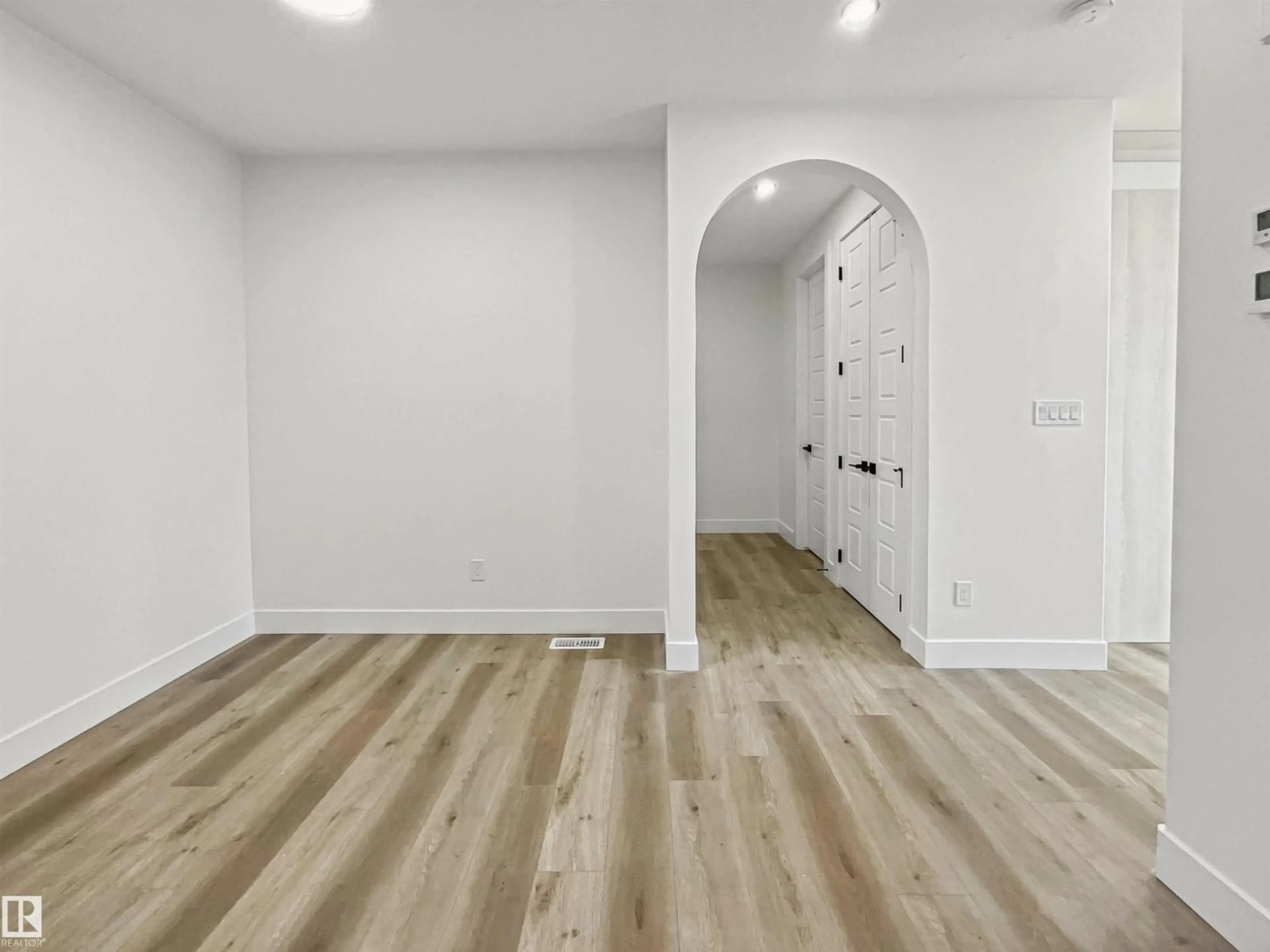 Indoor entryway for 13 STETSON LO, Ardrossan Alberta T8E0C1