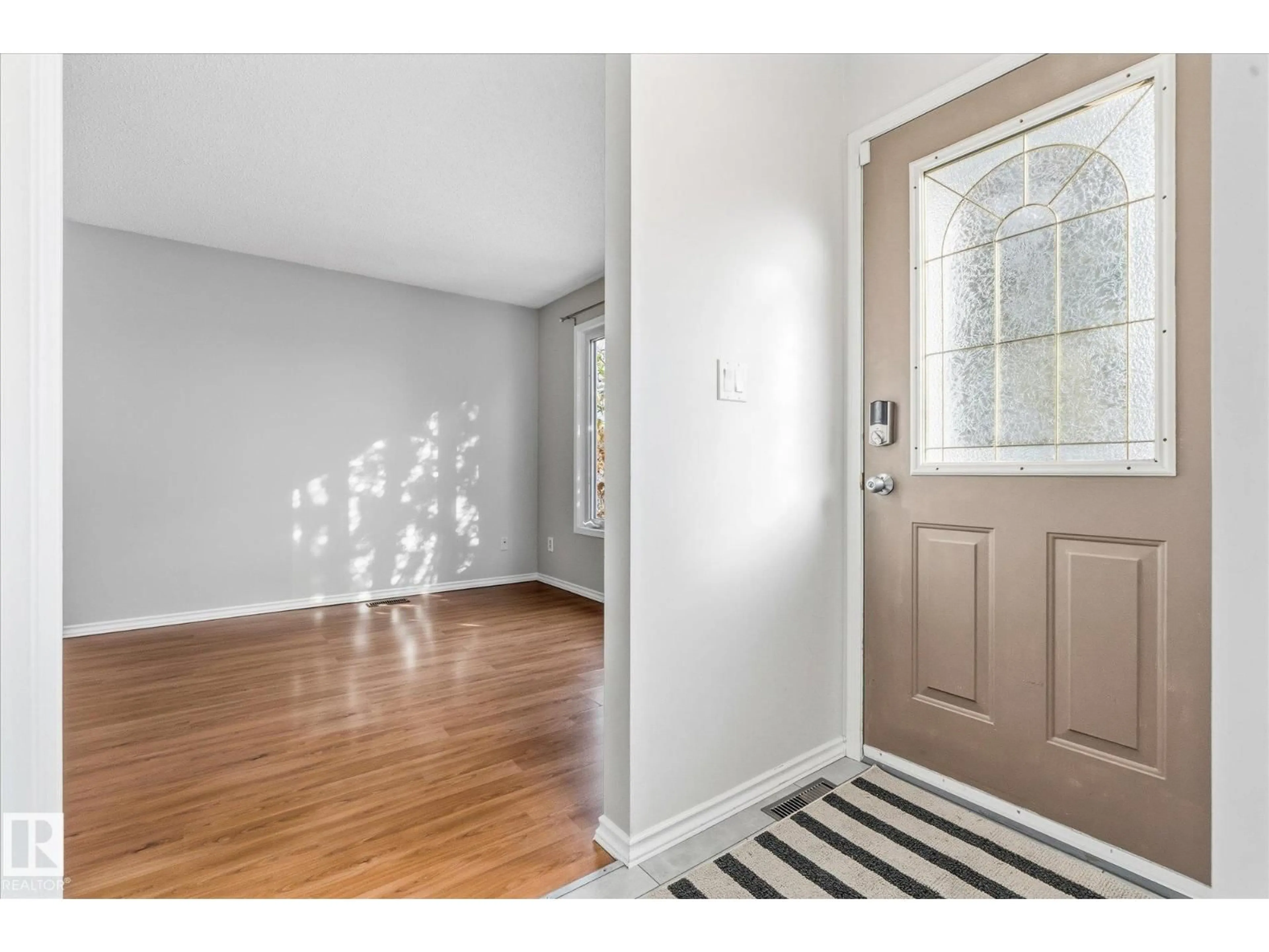 Indoor entryway for 7 WESTERLAND PL, Spruce Grove Alberta T7X3S8