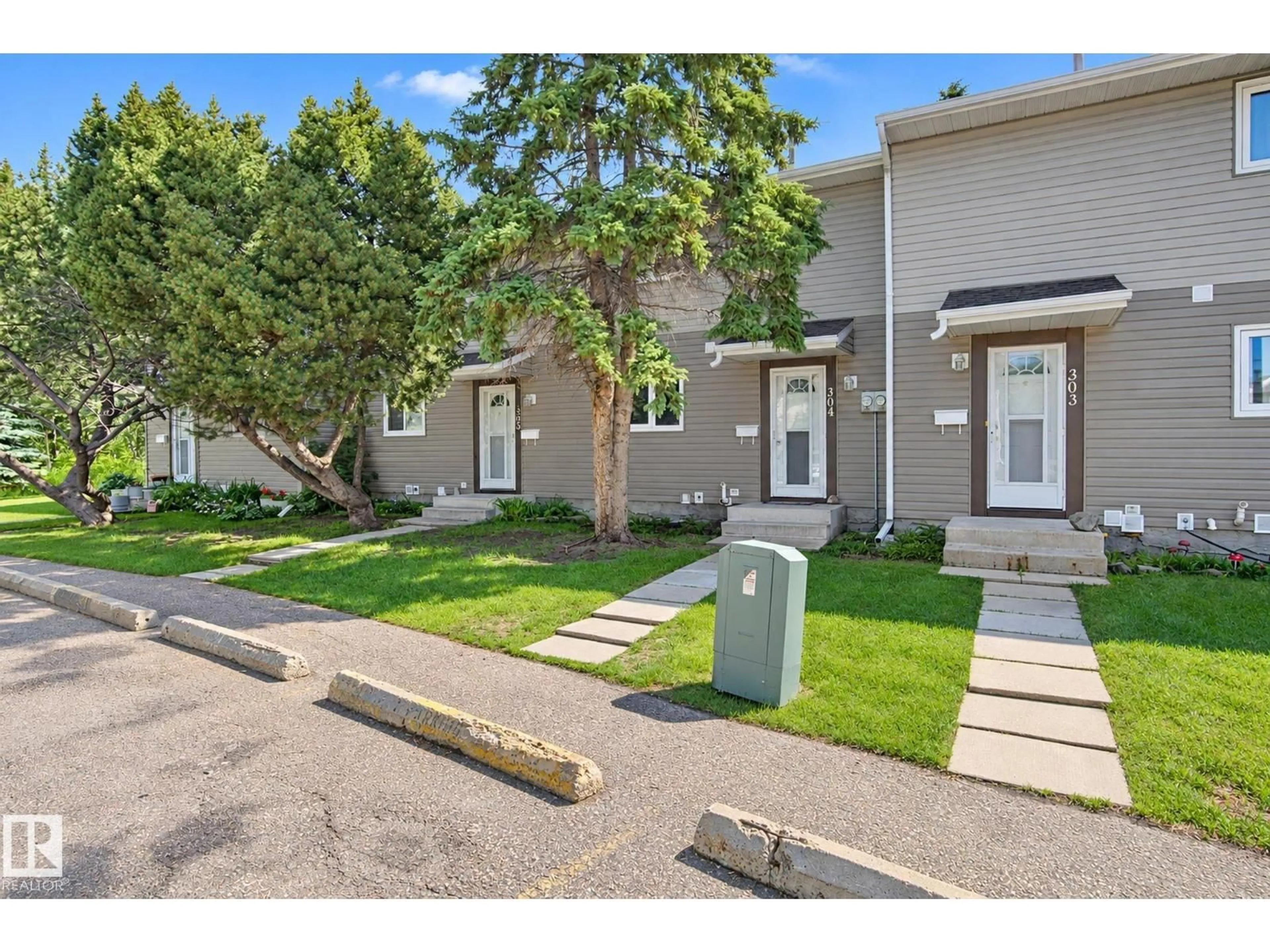 Unknown for 304 SPRUCE GL, Spruce Grove Alberta T7X2J7