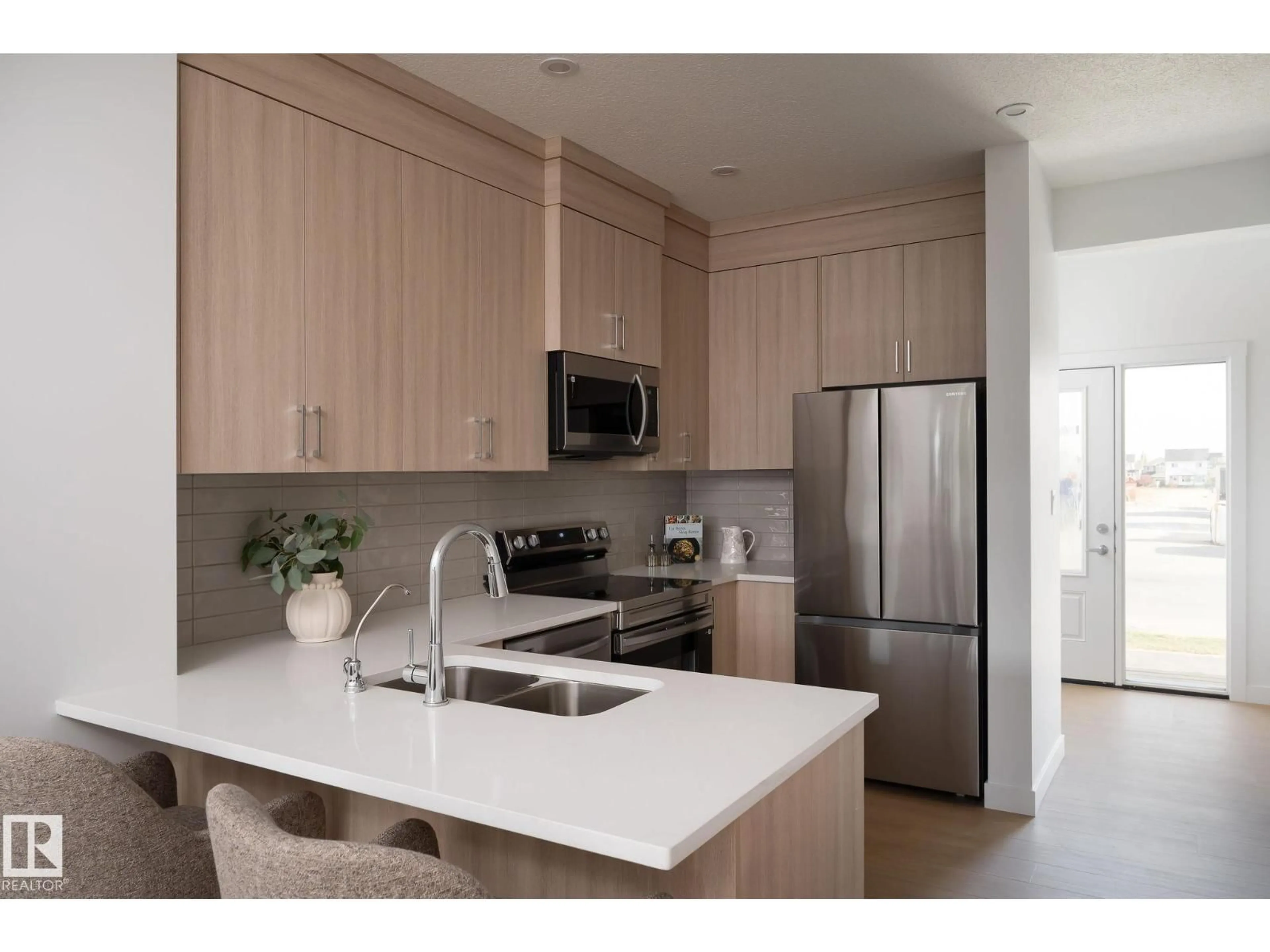 Unknown for 2315 CHAPPELLE GA, Edmonton Alberta T6W5X8