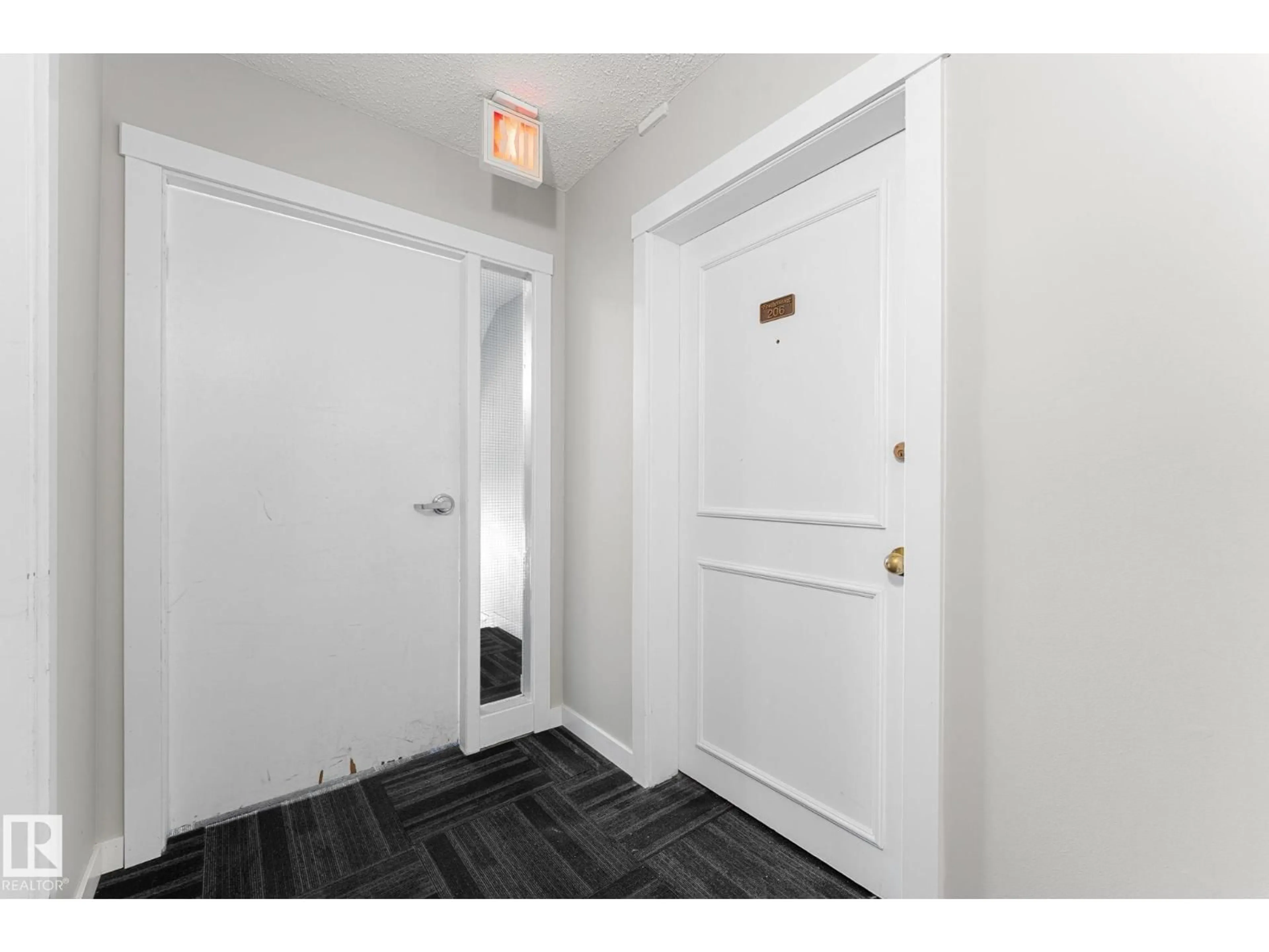 Indoor entryway for #206 - 2311 119 ST, Edmonton Alberta T6J4E2