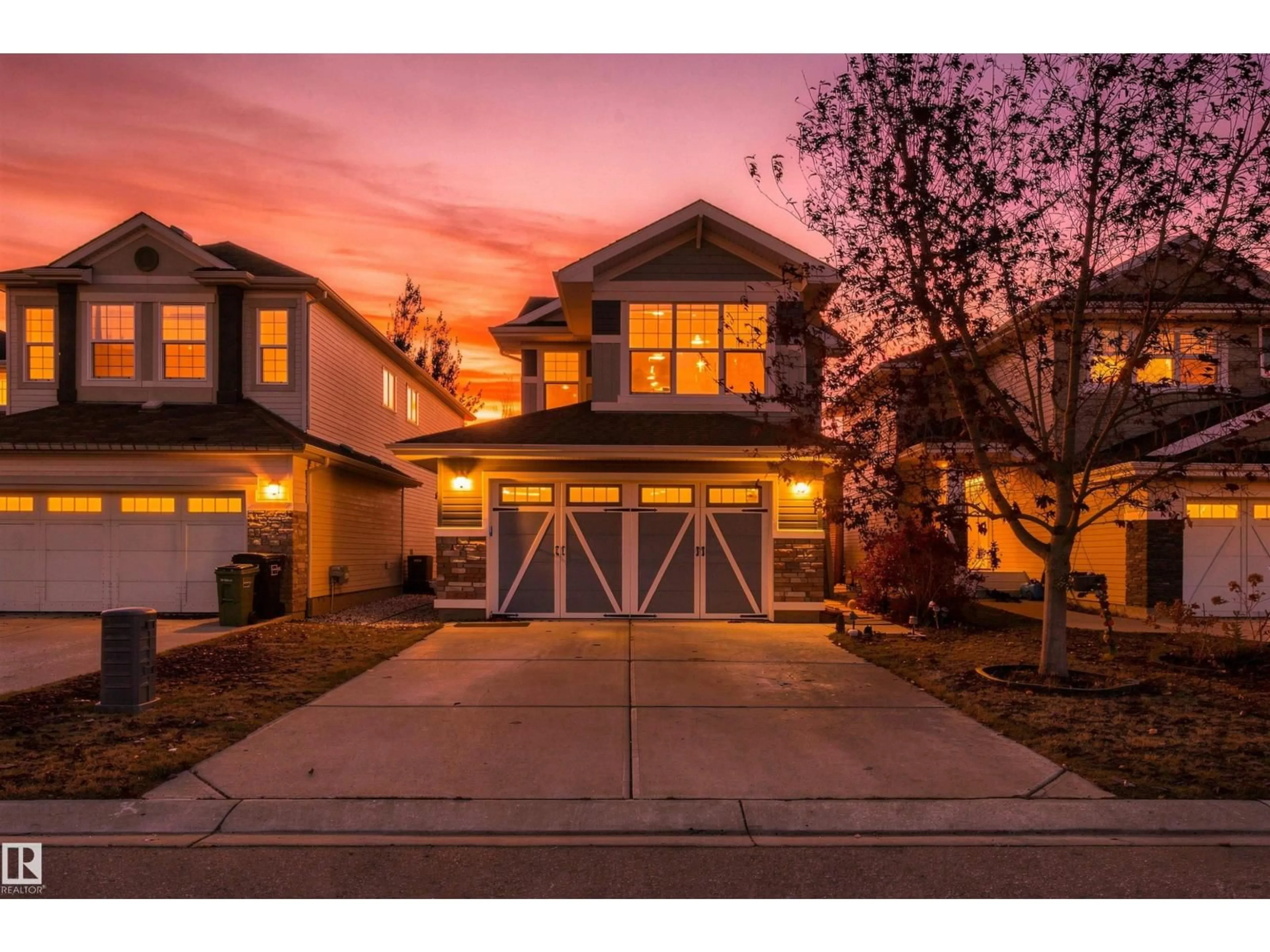 Unknown for 1926 CHAPMAN ROAD, Edmonton Alberta T6W0Y7